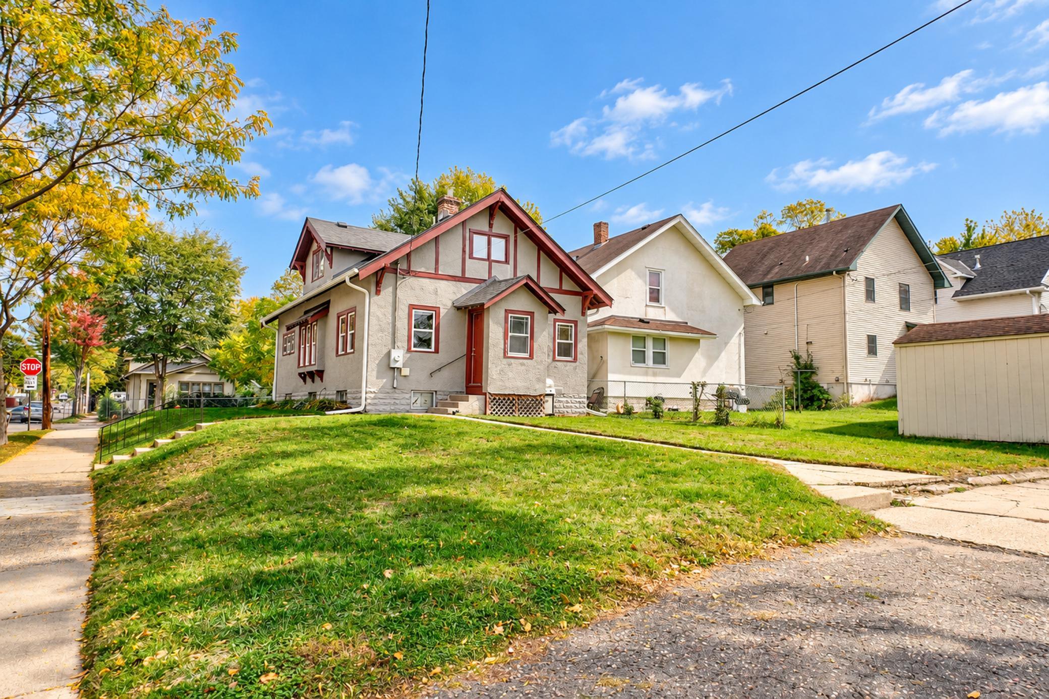 View of Residential at 1355 Upton Avenue, Minneapolis MN 55411, Minneapolis (49 of 49) - Mike Wilen | Minnesota Team Real Estate