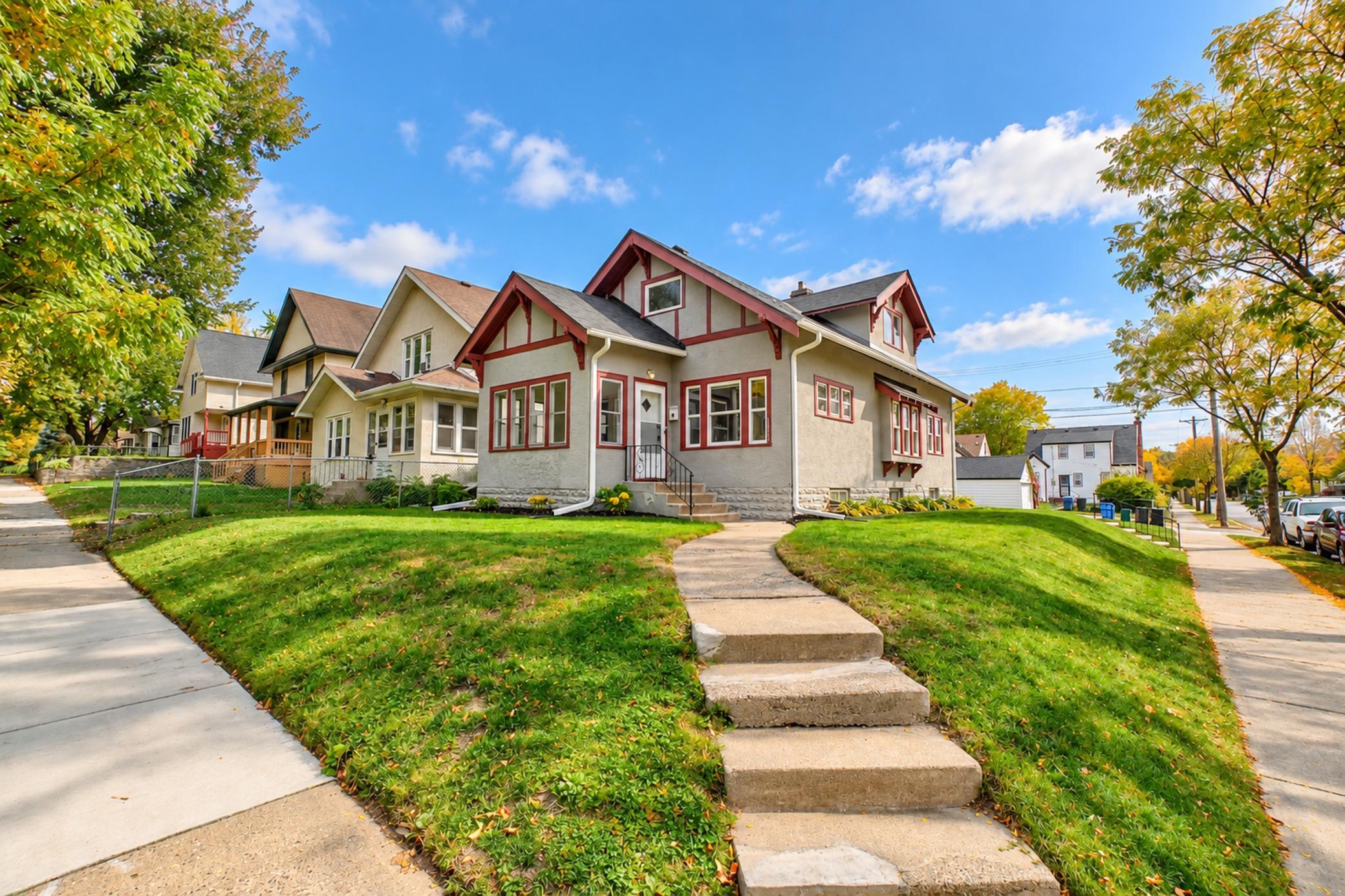 View of Residential at 1355 Upton Avenue, Minneapolis MN 55411, Minneapolis (43 of 49) - Mike Wilen | Minnesota Team Real Estate