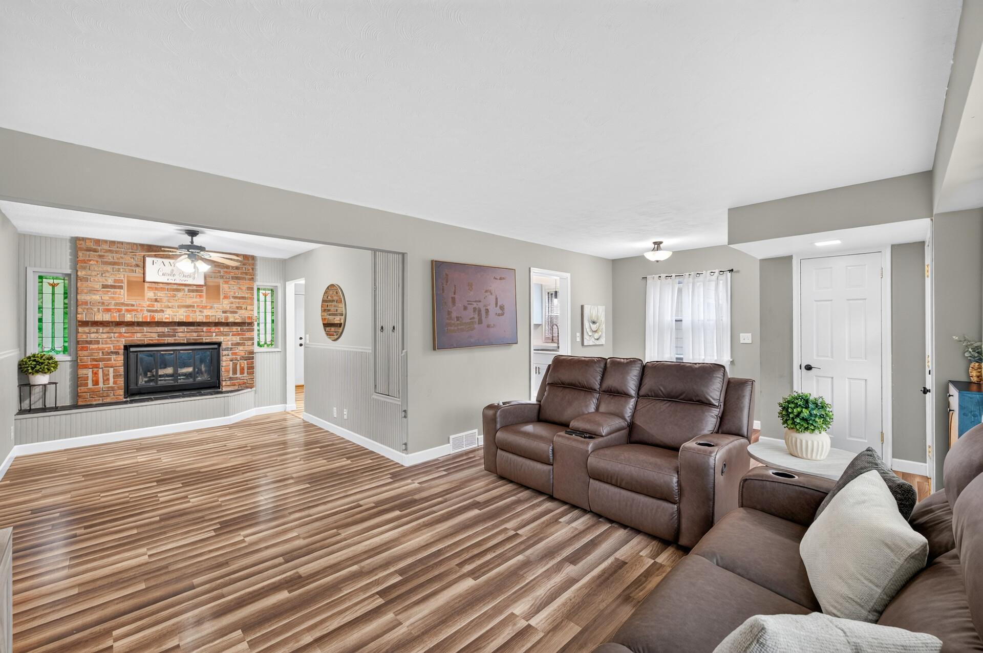 View of Residential at 2071 Cedar Avenue, White Bear Lake MN 55110, White Bear Lake (8 of 32) - Mike Wilen | Minnesota Team Real Estate