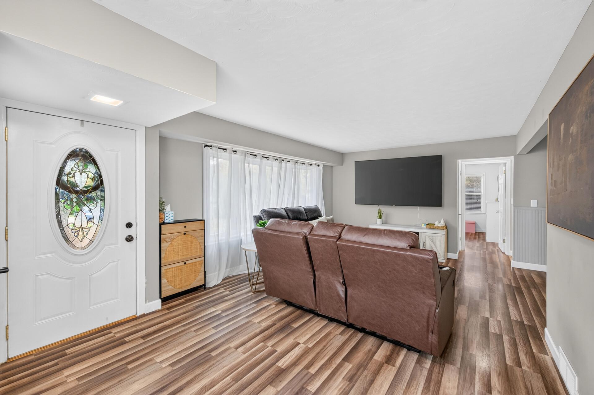 View of Residential at 2071 Cedar Avenue, White Bear Lake MN 55110, White Bear Lake (6 of 32) - Mike Wilen | Minnesota Team Real Estate