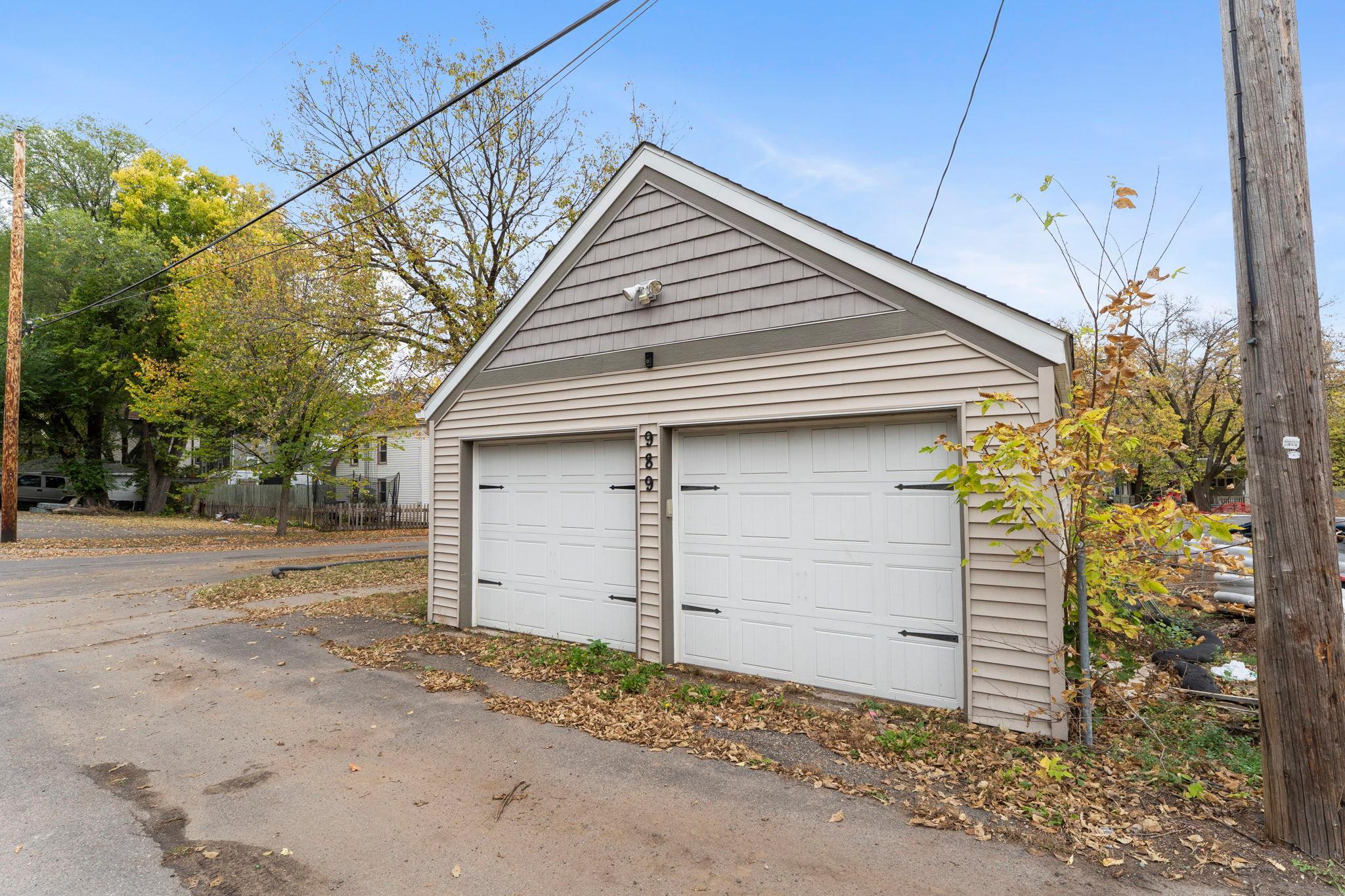 View of Residential at 989 Burr Street, Saint Paul MN 55130, Saint Paul (52 of 52) - Mike Wilen | Minnesota Team Real Estate