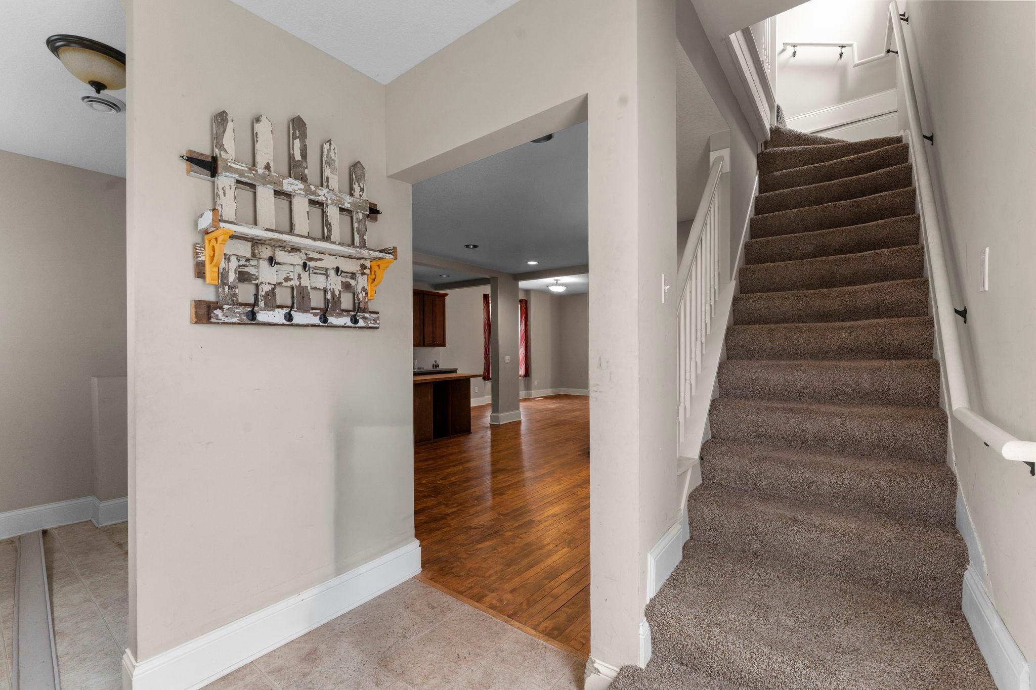 View of Residential at 989 Burr Street, Saint Paul MN 55130, Saint Paul (25 of 52) - Mike Wilen | Minnesota Team Real Estate