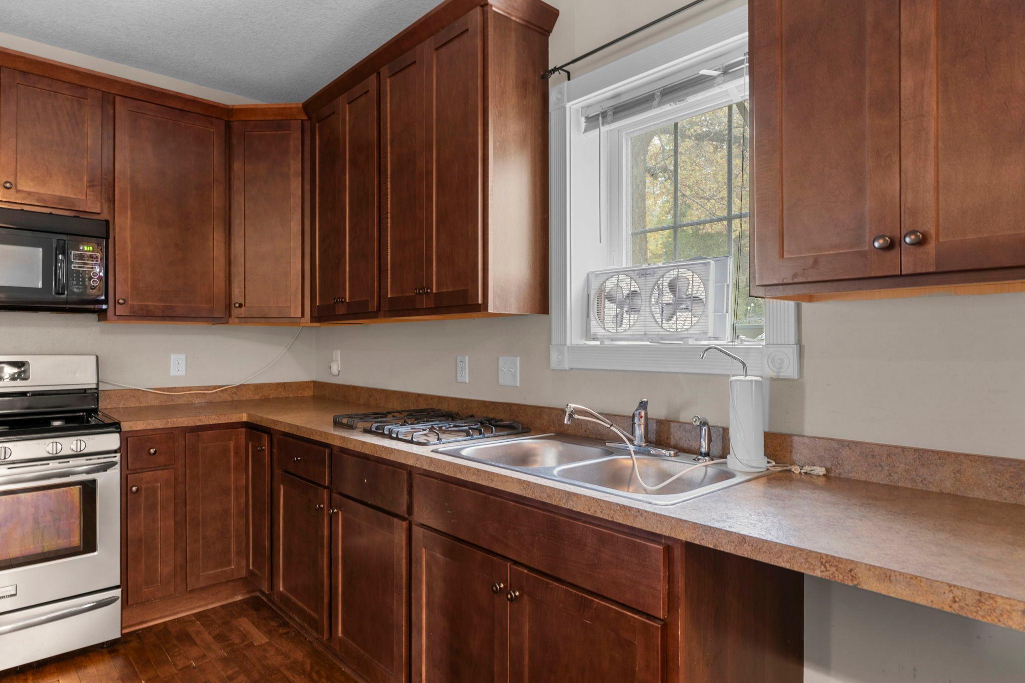 View of Residential at 989 Burr Street, Saint Paul MN 55130, Saint Paul (20 of 52) - Mike Wilen | Minnesota Team Real Estate