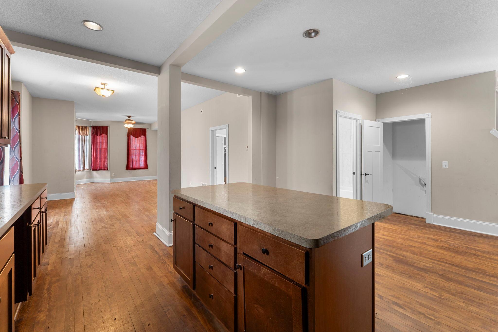 View of Residential at 989 Burr Street, Saint Paul MN 55130, Saint Paul (15 of 52) - Mike Wilen | Minnesota Team Real Estate