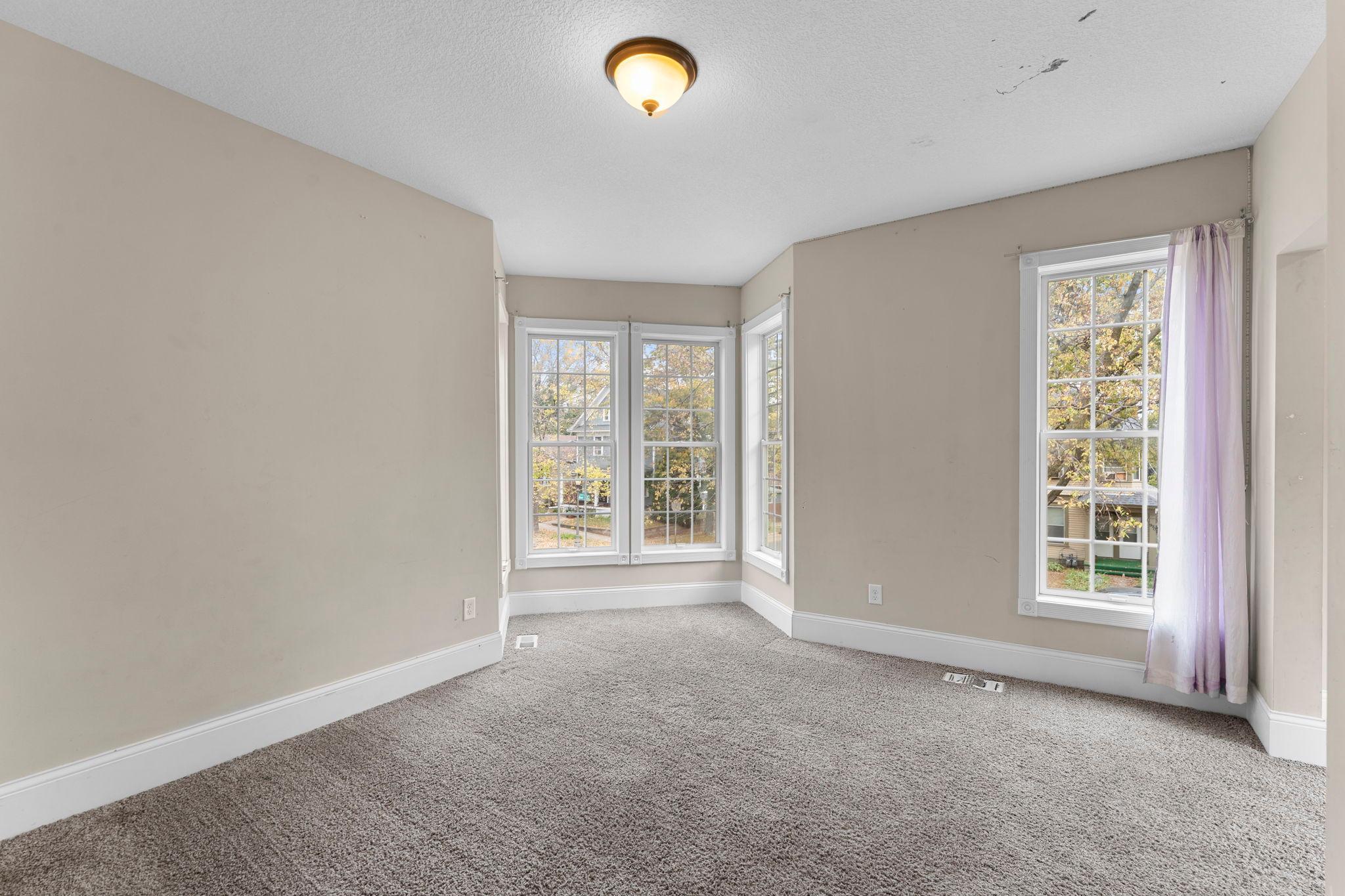 View of Residential at 989 Burr Street, Saint Paul MN 55130, Saint Paul (43 of 52) - Mike Wilen | Minnesota Team Real Estate