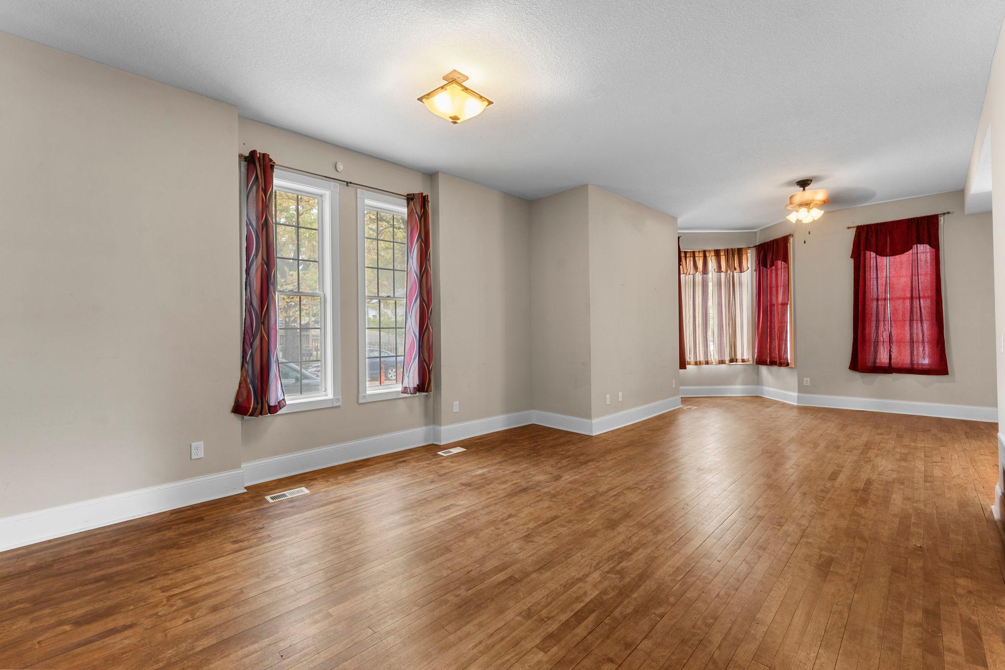 View of Residential at 989 Burr Street, Saint Paul MN 55130, Saint Paul (11 of 52) - Mike Wilen | Minnesota Team Real Estate