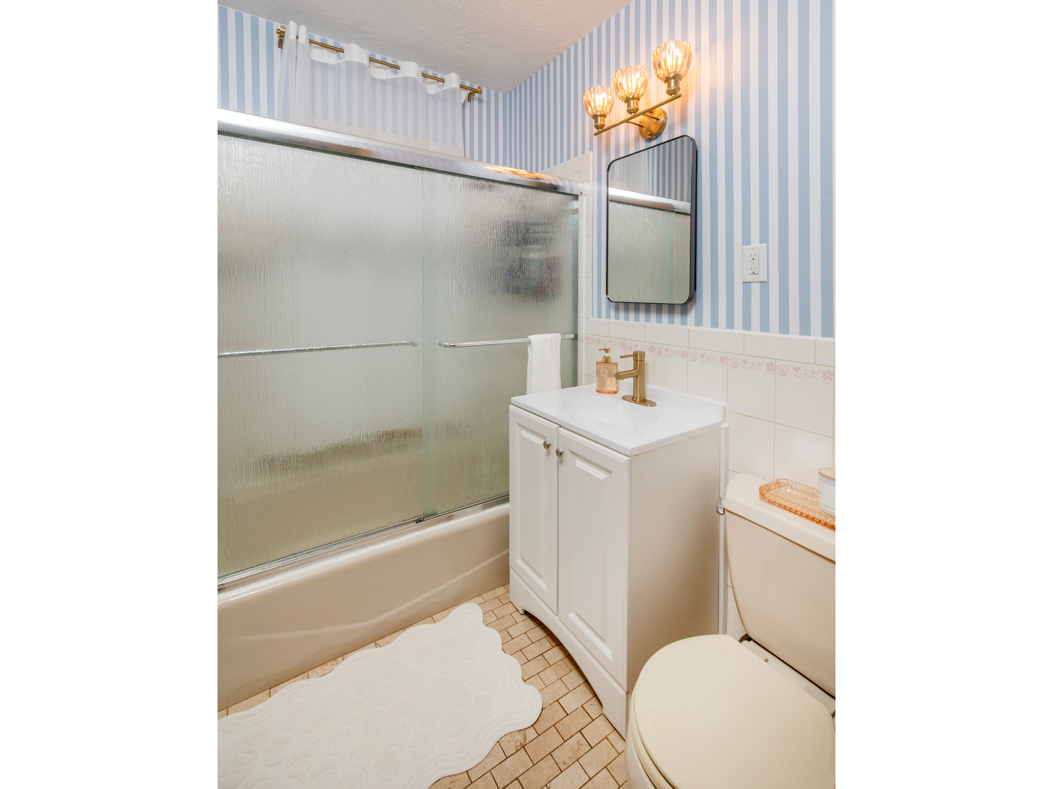 View of Residential at 3538 Grimes Avenue, Robbinsdale MN 55422, Robbinsdale (13 of 58) - Mike Wilen | Minnesota Team Real Estate