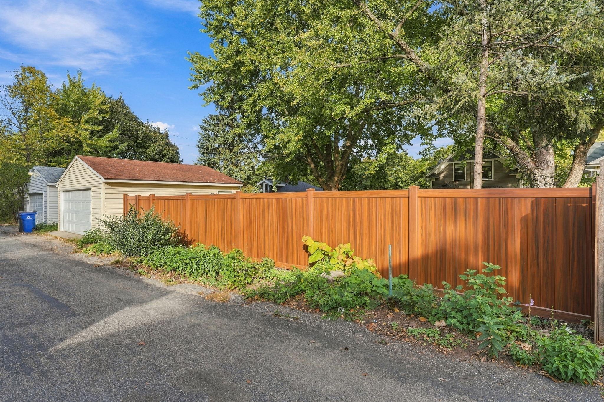 View of Residential at 771 Ottawa Avenue, Saint Paul MN 55107, Saint Paul (35 of 36) - Mike Wilen | Minnesota Team Real Estate