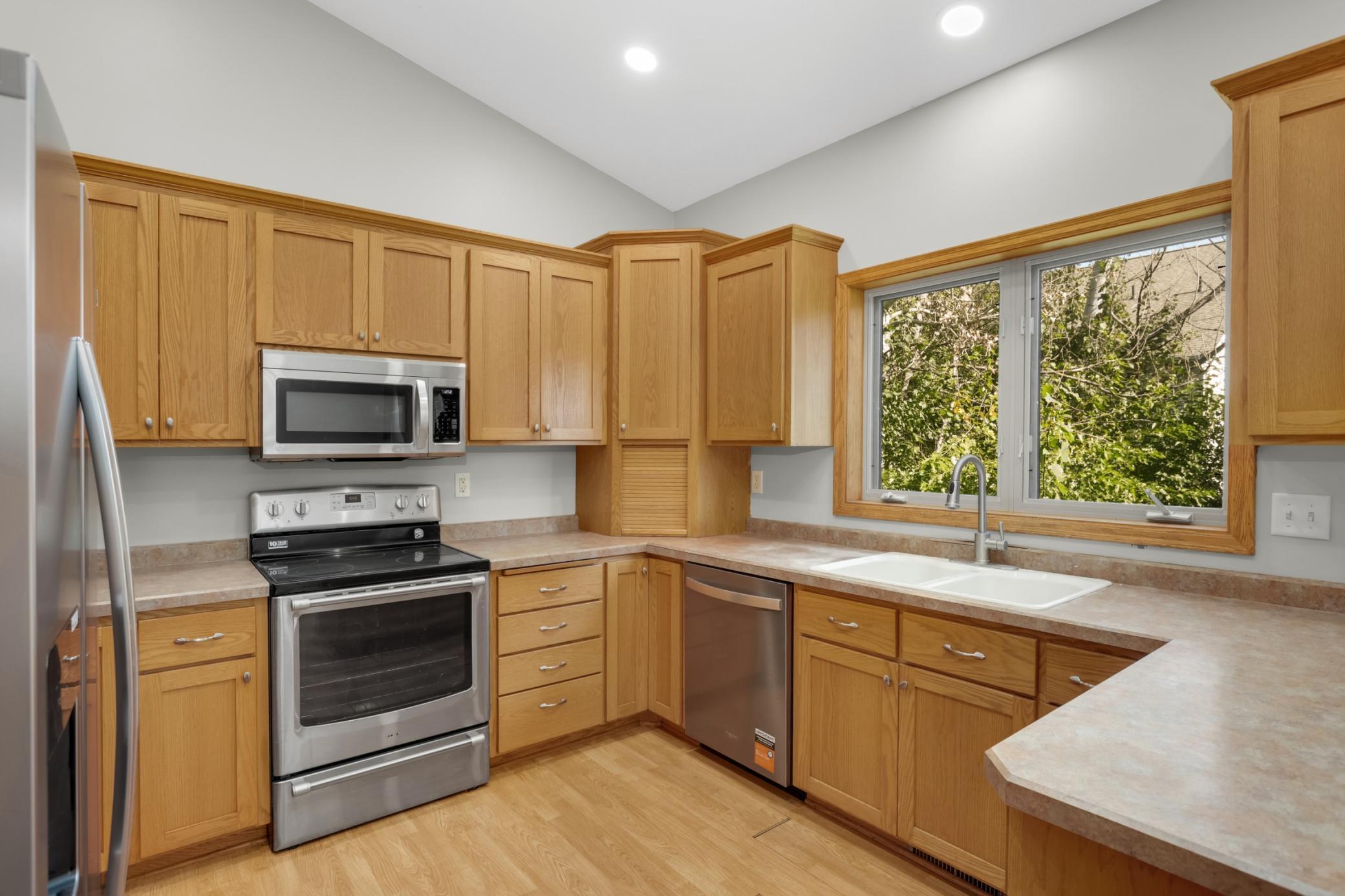 View of Residential at 933 Ivy Hills Road, Belle Plaine MN 56011, Belle Plaine (8 of 26) - Mike Wilen | Minnesota Team Real Estate