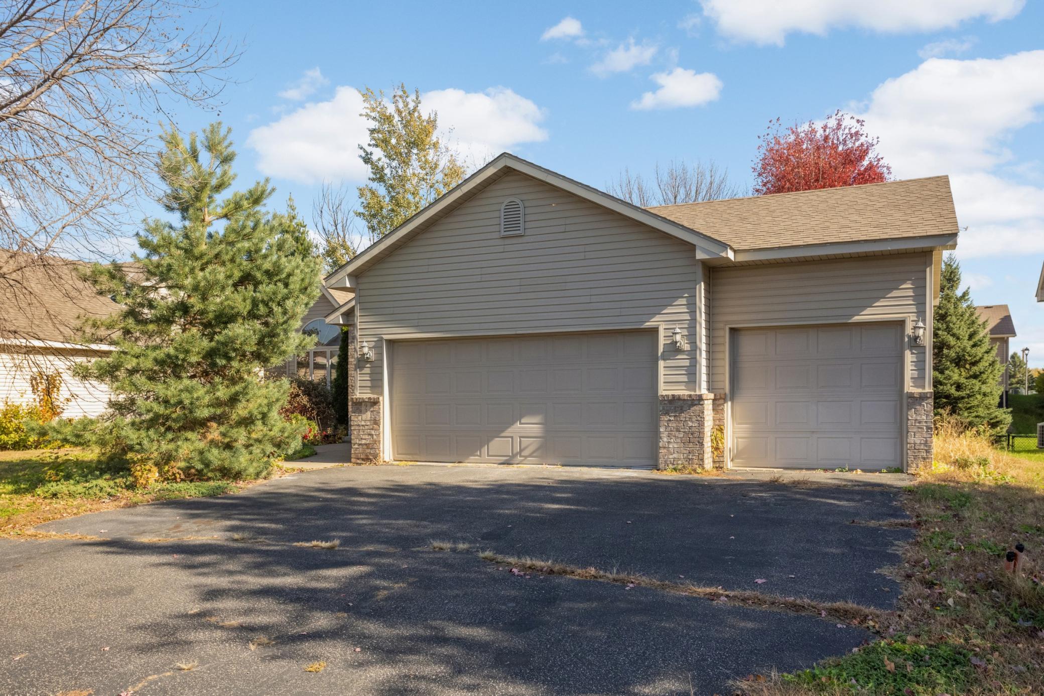 View of Residential at 933 Ivy Hills Road, Belle Plaine MN 56011, Belle Plaine (3 of 26) - Mike Wilen | Minnesota Team Real Estate
