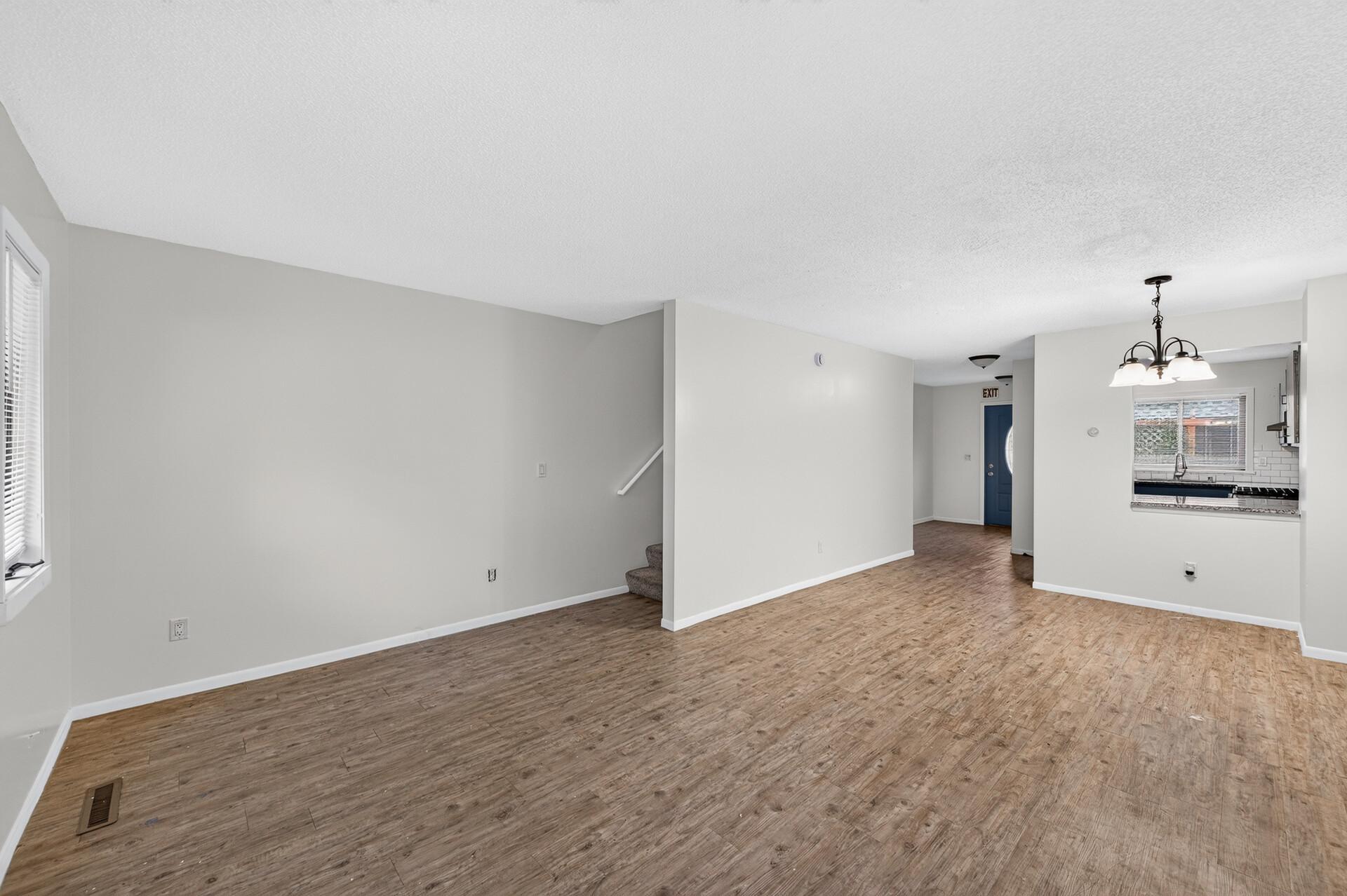 View of Residential at 2445 Elliot Avenue, Minneapolis MN 55404, Minneapolis (8 of 31) - Mike Wilen | Minnesota Team Real Estate