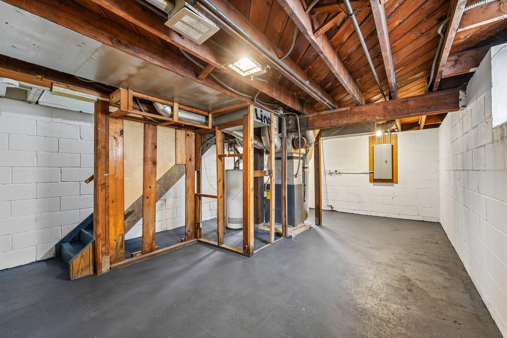 View of Residential Income at 5036 6th Street, Minneapolis MN 55430, Minneapolis (38 of 64) - Mike Wilen | Minnesota Team Real Estate