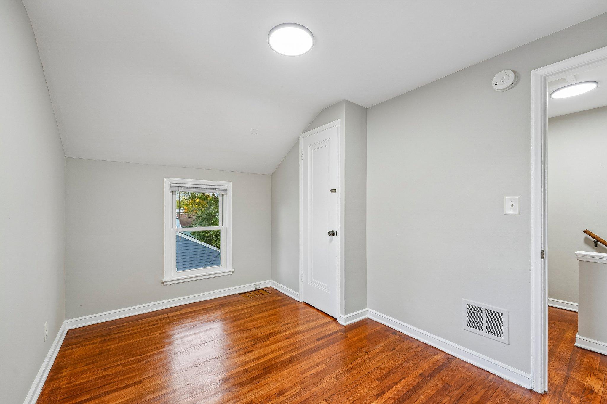 View of Residential Income at 5036 6th Street, Minneapolis MN 55430, Minneapolis (35 of 64) - Mike Wilen | Minnesota Team Real Estate
