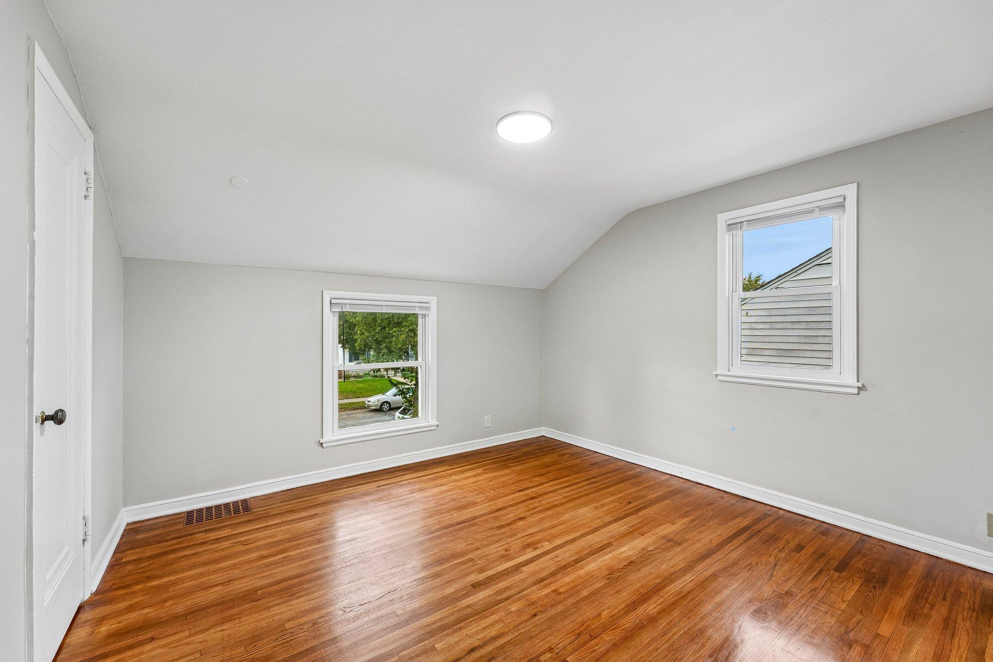 View of Residential Income at 5036 6th Street, Minneapolis MN 55430, Minneapolis (32 of 64) - Mike Wilen | Minnesota Team Real Estate