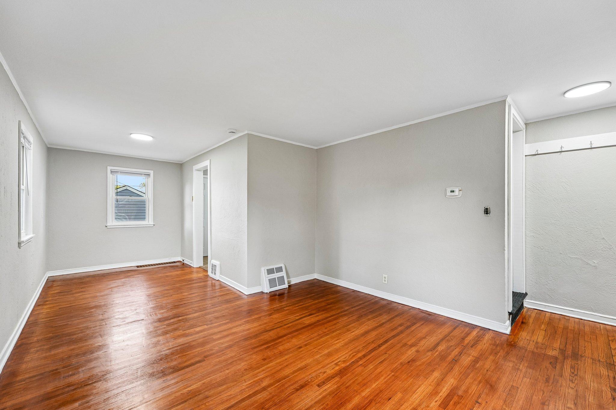 View of Residential Income at 5036 6th Street, Minneapolis MN 55430, Minneapolis (27 of 64) - Mike Wilen | Minnesota Team Real Estate