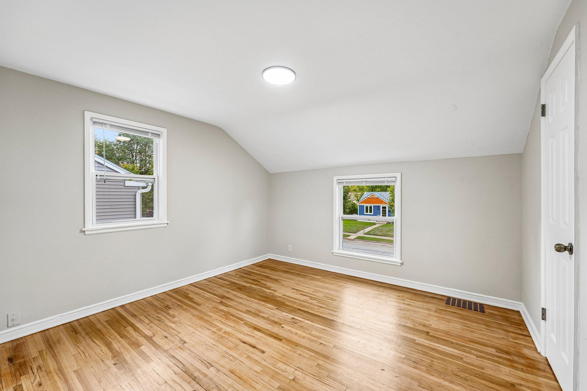 View of Residential Income at 5036 6th Street, Minneapolis MN 55430, Minneapolis (23 of 64) - Mike Wilen | Minnesota Team Real Estate
