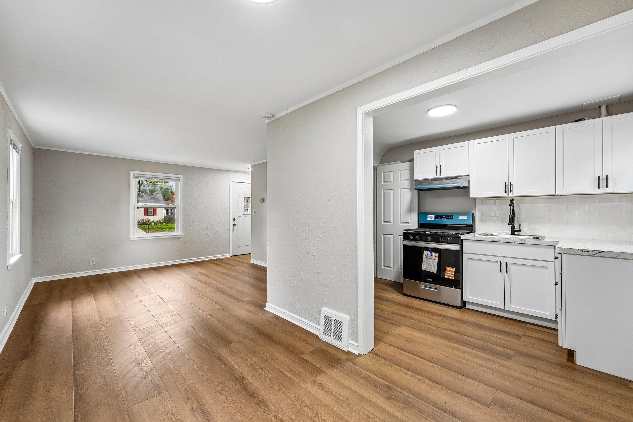 View of Residential Income at 5036 6th Street, Minneapolis MN 55430, Minneapolis (12 of 64) - Mike Wilen | Minnesota Team Real Estate