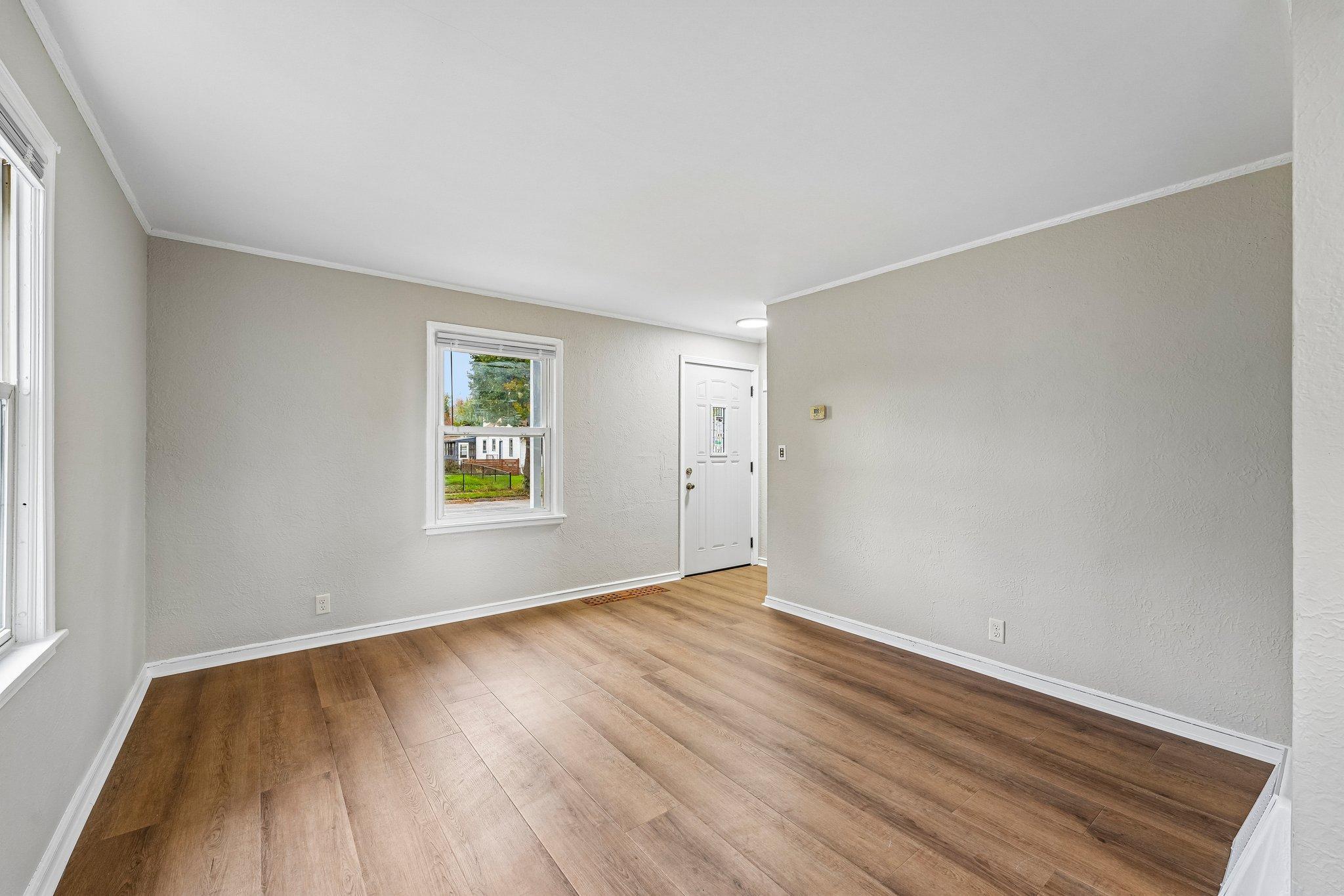 View of Residential Income at 5036 6th Street, Minneapolis MN 55430, Minneapolis (9 of 64) - Mike Wilen | Minnesota Team Real Estate