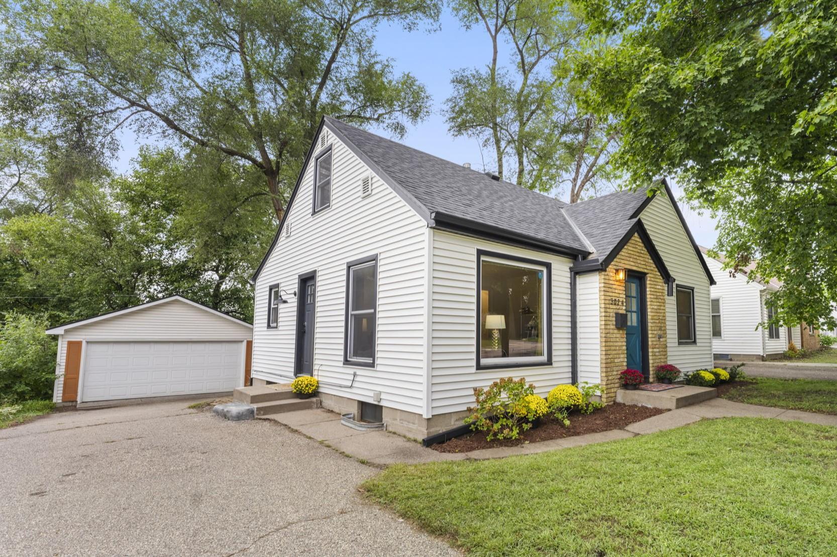 View of Residential at 3024 Texas Avenue, Saint Louis Park MN 55426, Saint Louis Park (4 of 42) - Mike Wilen | Minnesota Team Real Estate