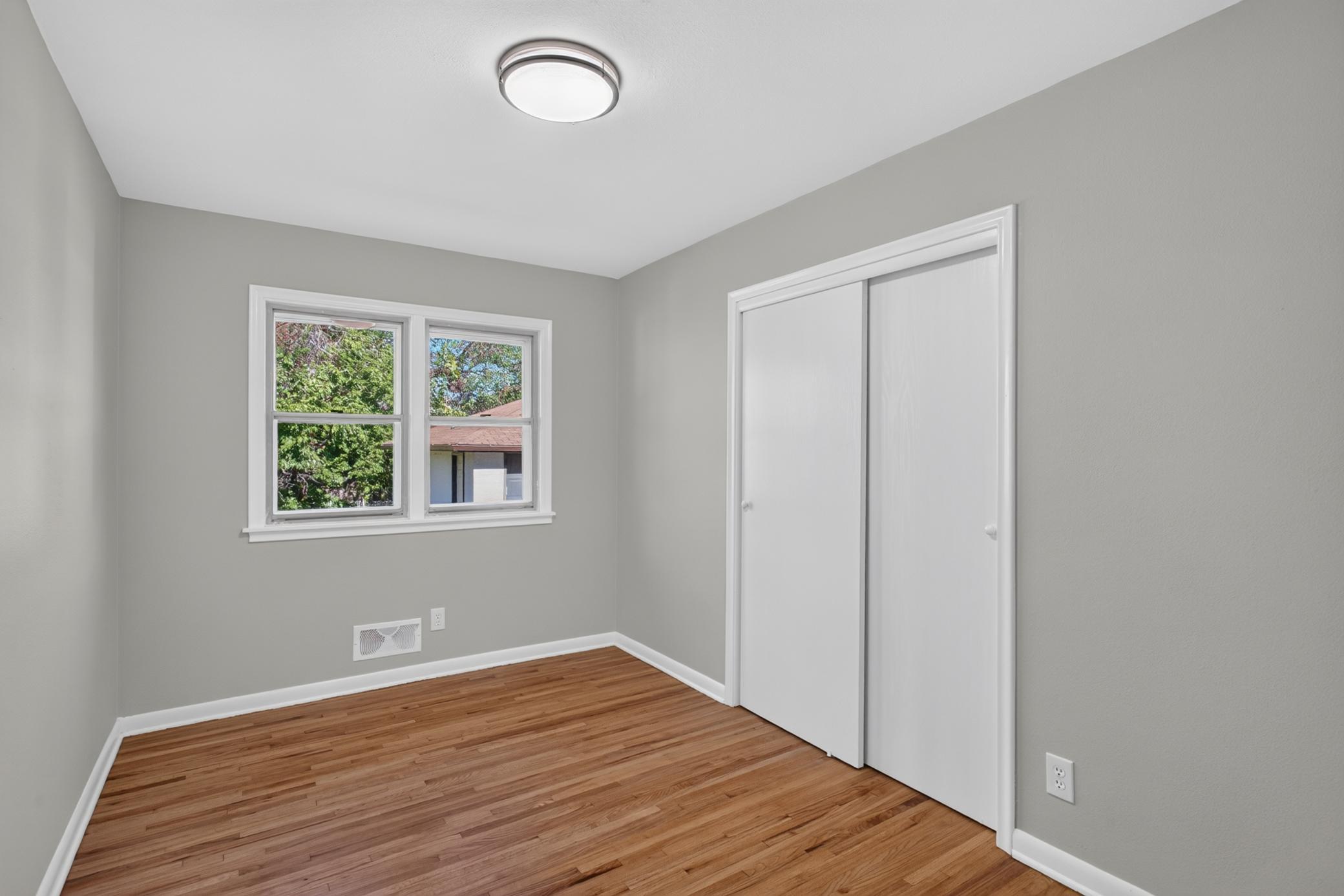 View of Residential at 1031 Bayard Avenue, Saint Paul MN 55102, Saint Paul (13 of 32) - Mike Wilen | Minnesota Team Real Estate