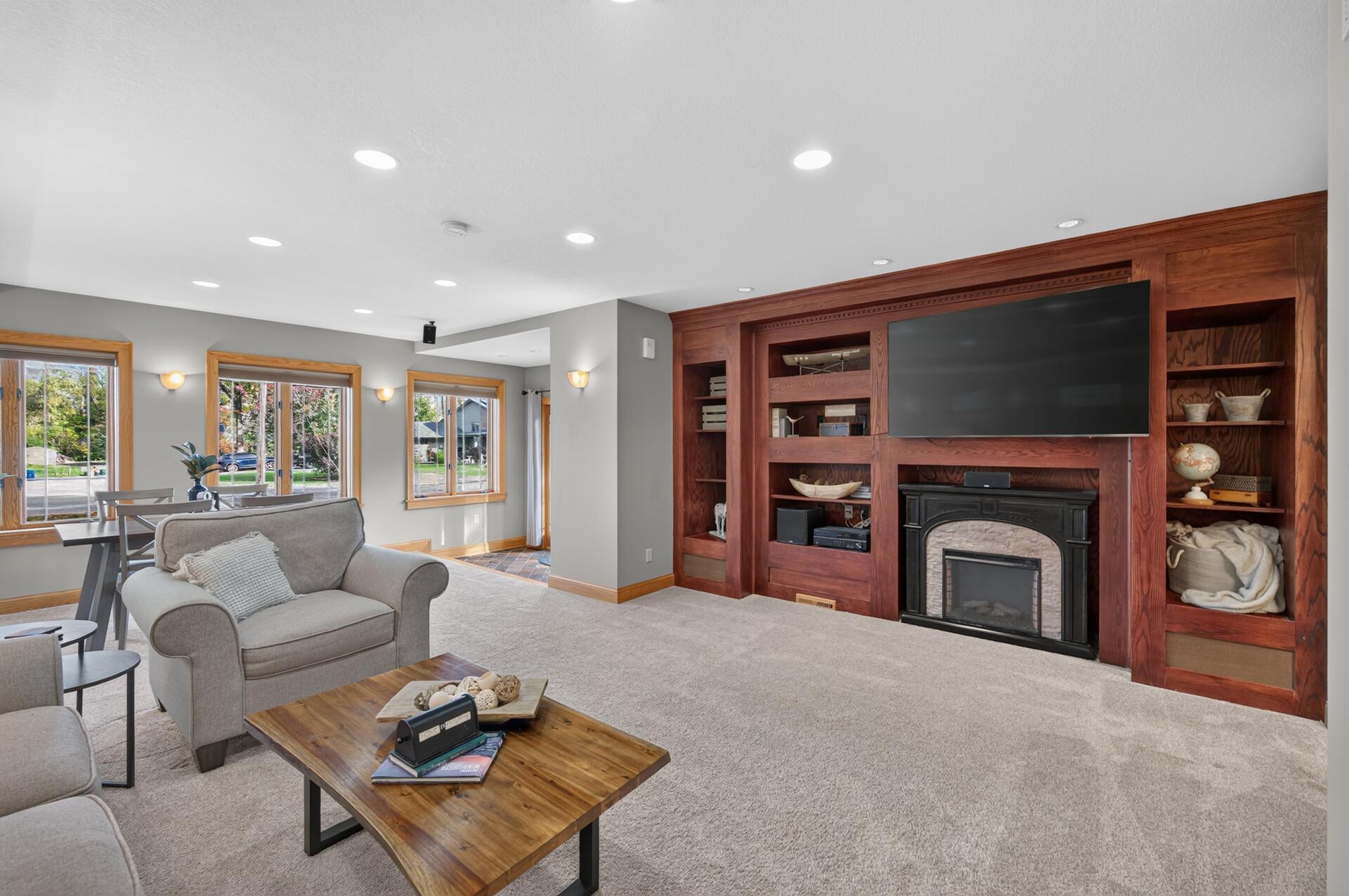 View of Residential at 2064 Stillwater Street, White Bear Lake MN 55110, White Bear Lake (18 of 76) - Mike Wilen | Minnesota Team Real Estate