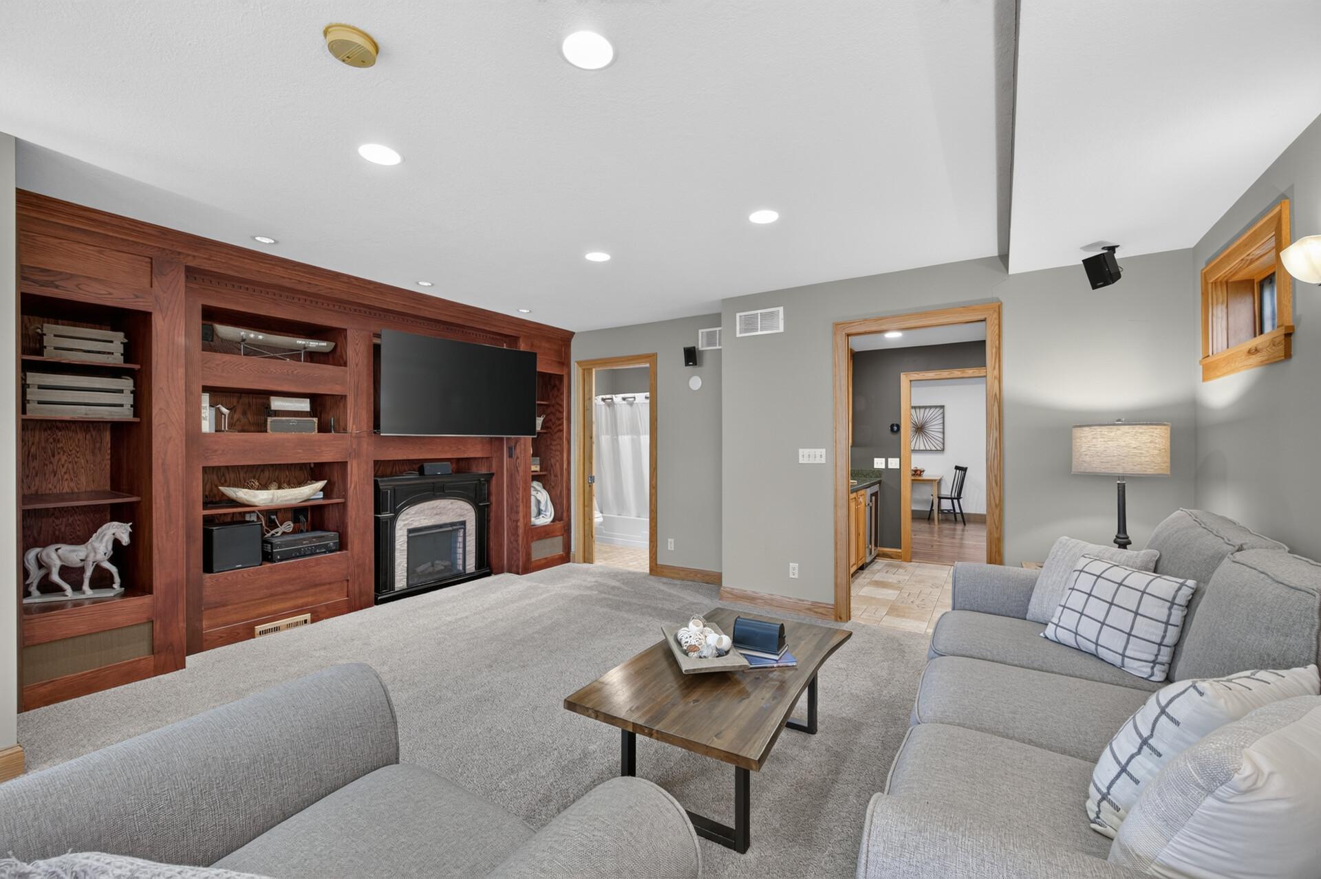 View of Residential at 2064 Stillwater Street, White Bear Lake MN 55110, White Bear Lake (20 of 76) - Mike Wilen | Minnesota Team Real Estate
