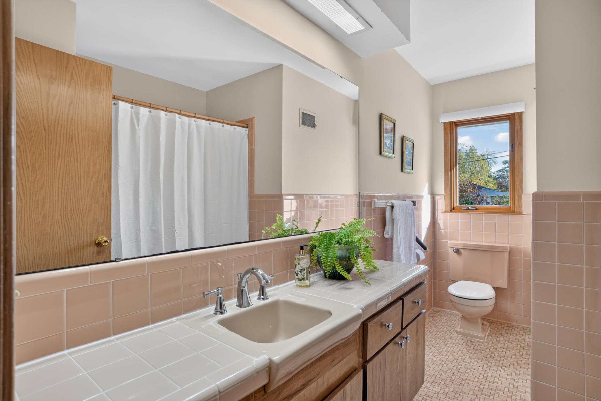 View of Residential at 5615 Dale Avenue, Edina MN 55436, Edina (21 of 46) - Mike Wilen | Minnesota Team Real Estate