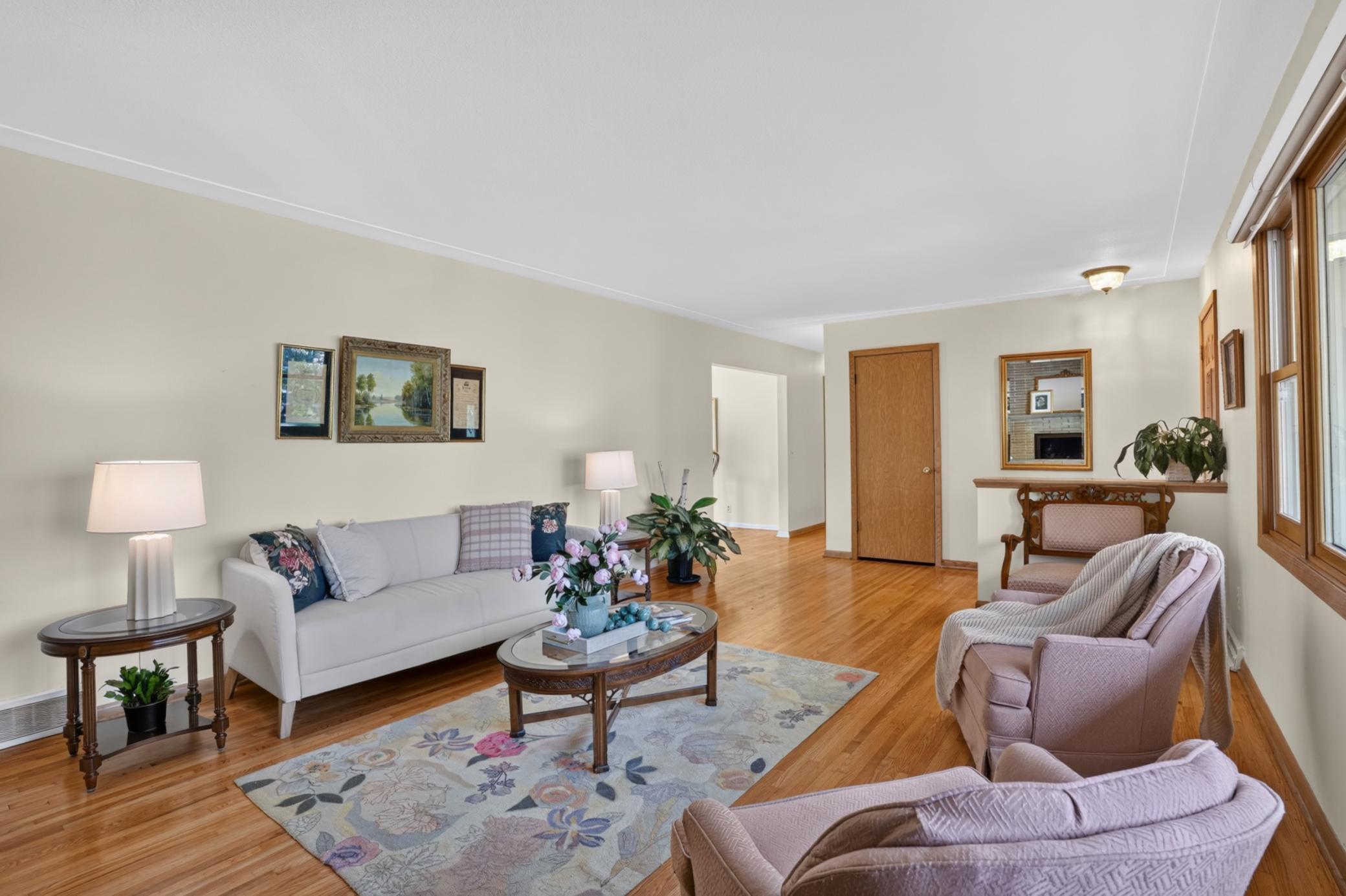 View of Residential at 5615 Dale Avenue, Edina MN 55436, Edina (10 of 46) - Mike Wilen | Minnesota Team Real Estate