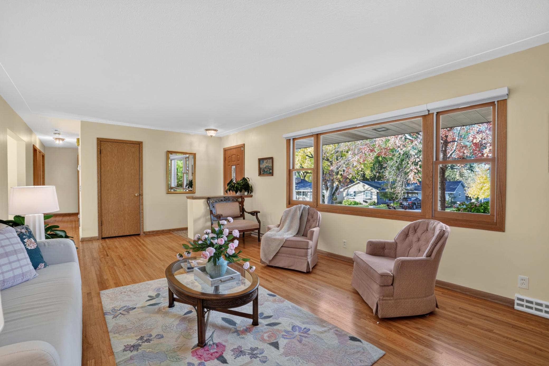 View of Residential at 5615 Dale Avenue, Edina MN 55436, Edina (9 of 46) - Mike Wilen | Minnesota Team Real Estate