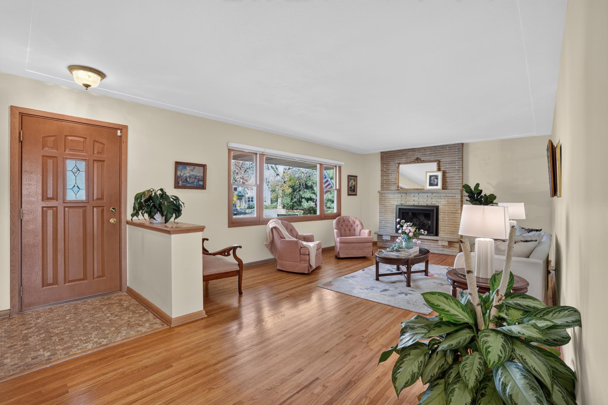 View of Residential at 5615 Dale Avenue, Edina MN 55436, Edina (8 of 46) - Mike Wilen | Minnesota Team Real Estate