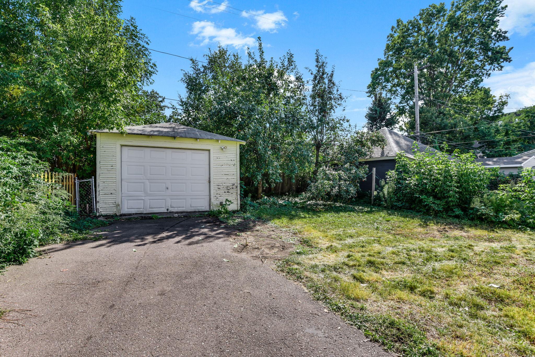 View of Residential at 1530 Selby Avenue, Saint Paul MN 55104, Saint Paul (23 of 29) - Mike Wilen | Minnesota Team Real Estate