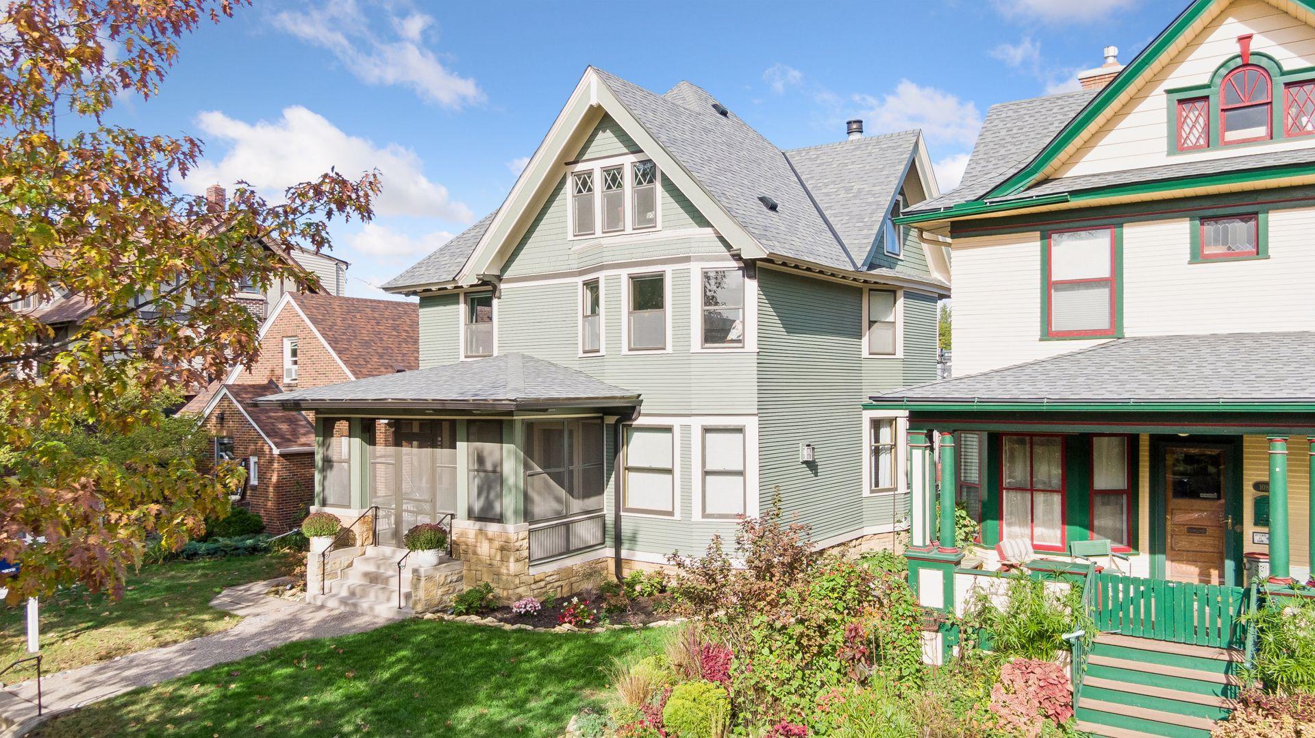 View of Single Family at 1089 Lincoln Avenue, Saint Paul - Mike Wilen | Minnesota Team Real Estate