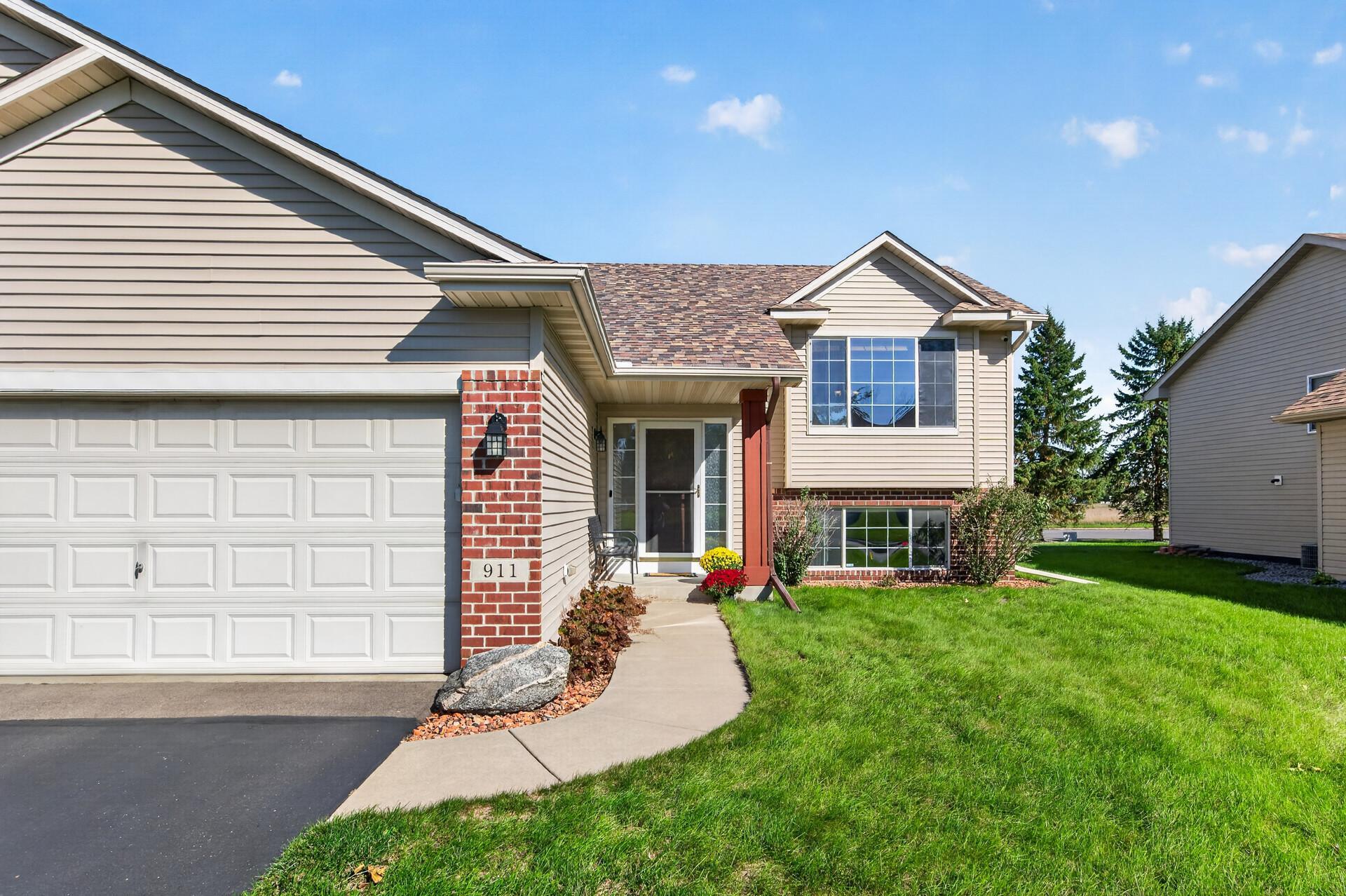 View of Single Family at 911 Cobblestone Lane, Belle Plaine - Mike Wilen | Minnesota Team Real Estate