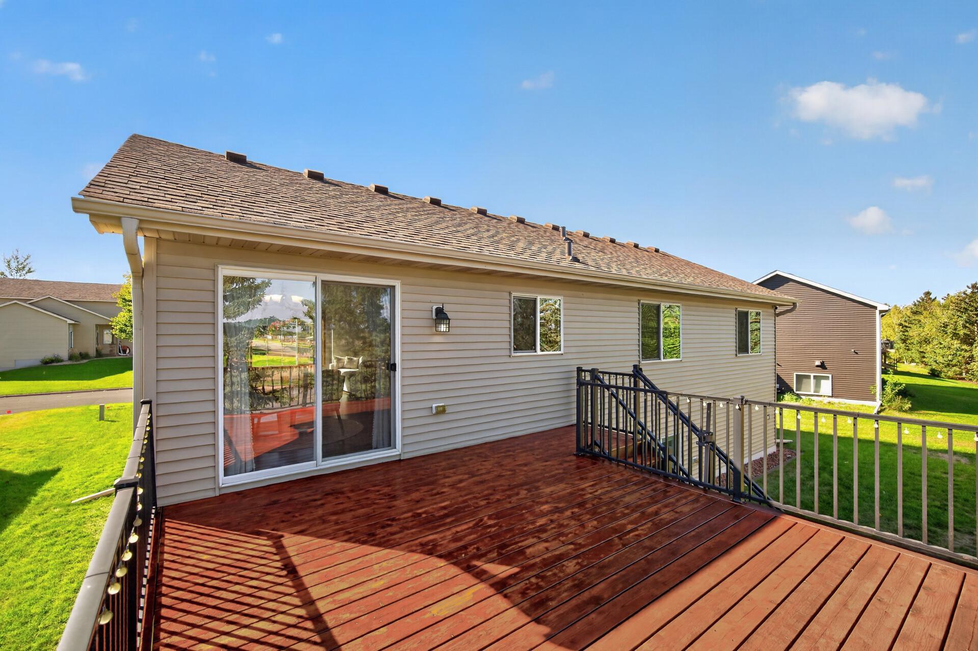 View of Residential at 911 Cobblestone Lane, Belle Plaine MN 56011, Belle Plaine (47 of 53) - Mike Wilen | Minnesota Team Real Estate