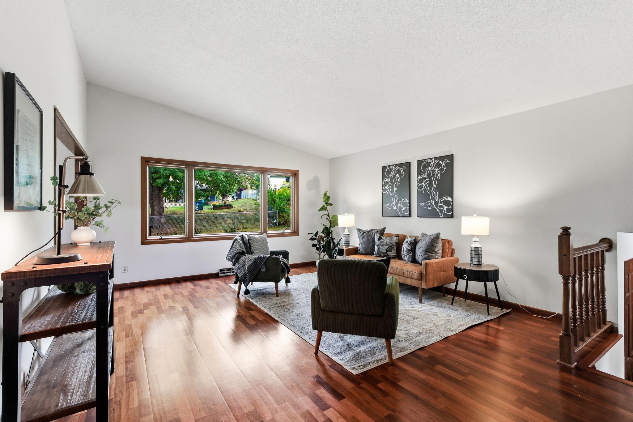 View of Residential at 13121 Upton Avenue, Burnsville MN 55337, Burnsville (3 of 31) - Mike Wilen | Minnesota Team Real Estate