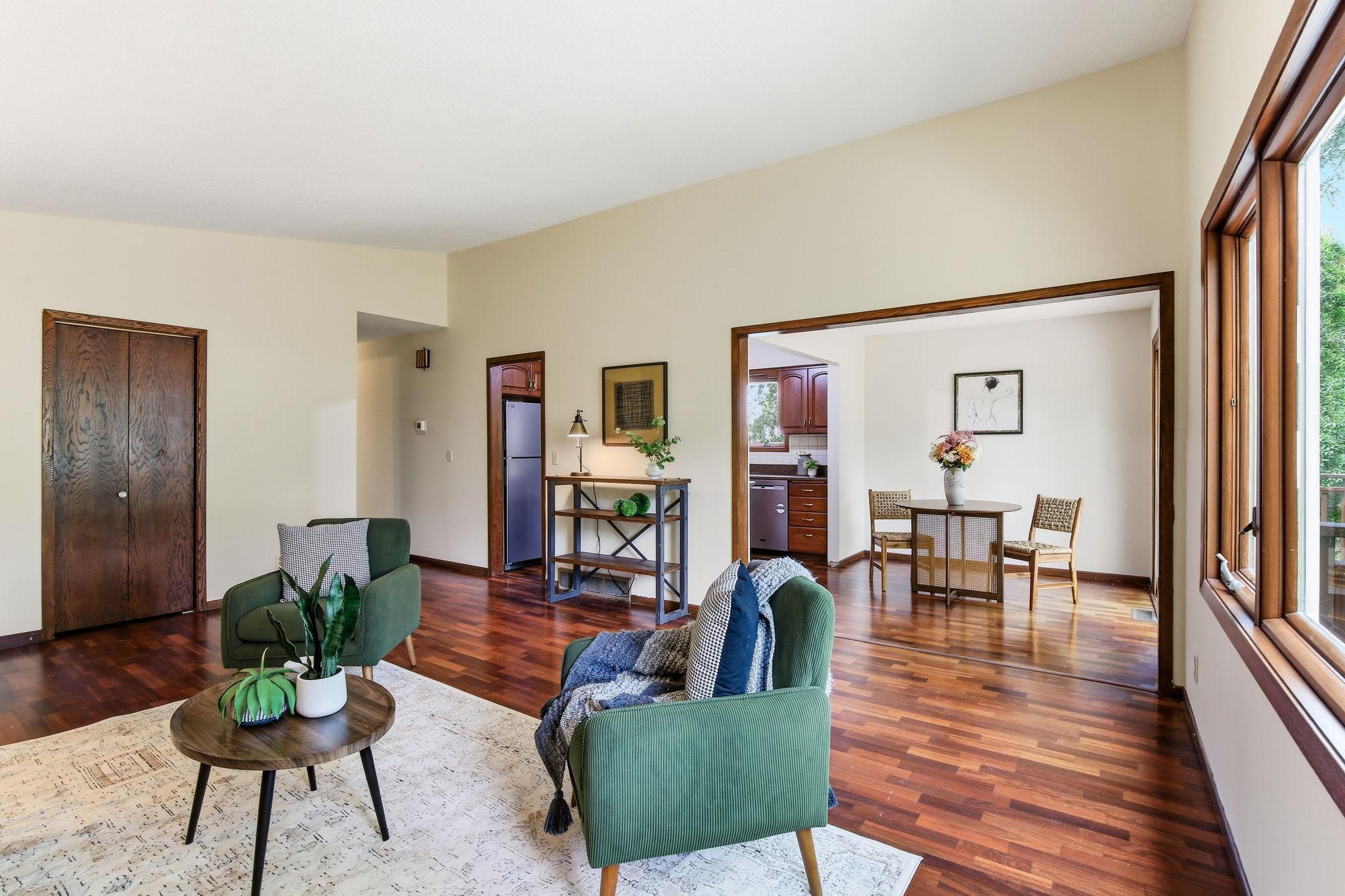 View of Residential at 13121 Upton Avenue, Burnsville MN 55337, Burnsville (5 of 31) - Mike Wilen | Minnesota Team Real Estate