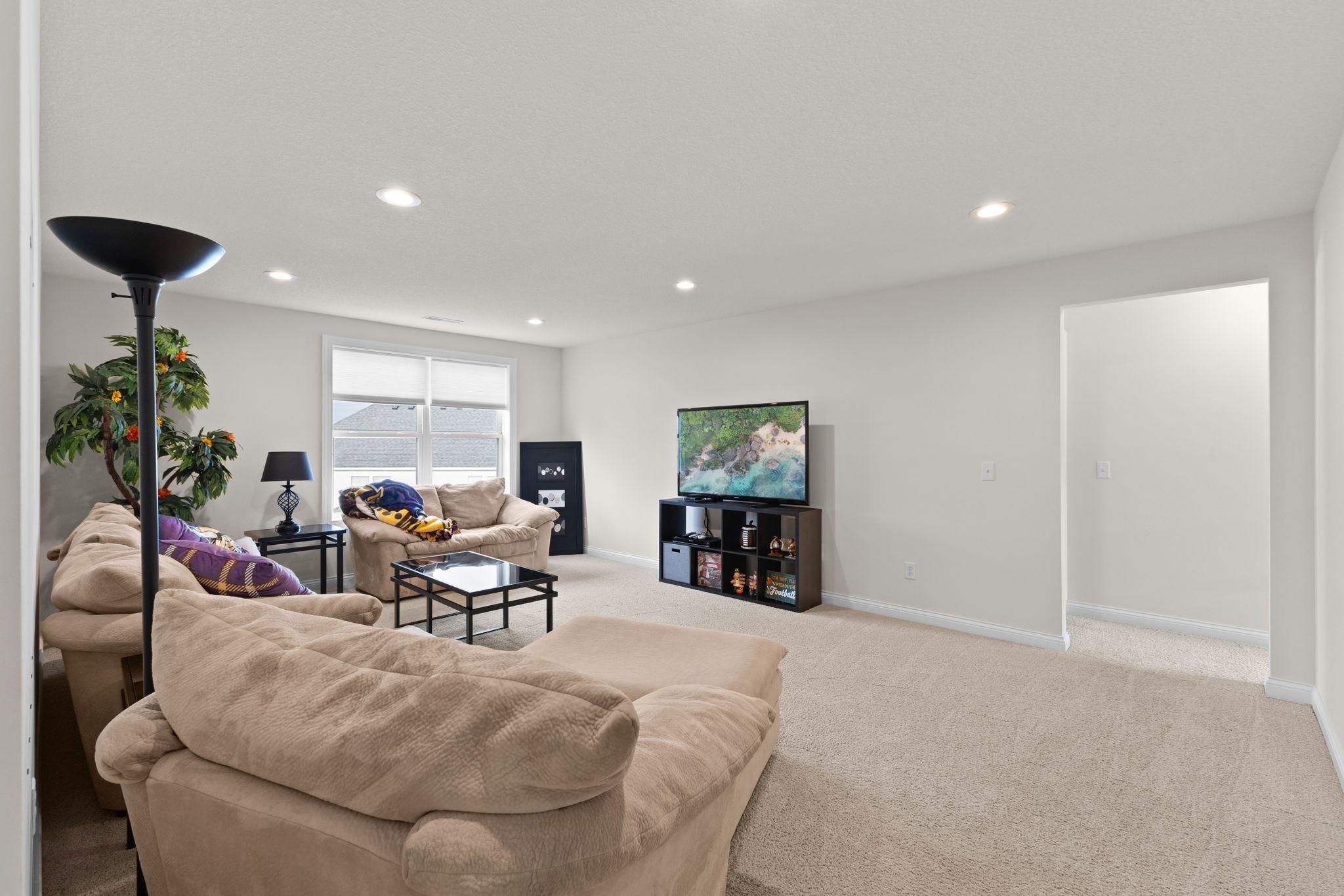View of Residential at 1540 Deephaven Drive, Woodbury MN 55129, Woodbury (48 of 55) - Mike Wilen | Minnesota Team Real Estate