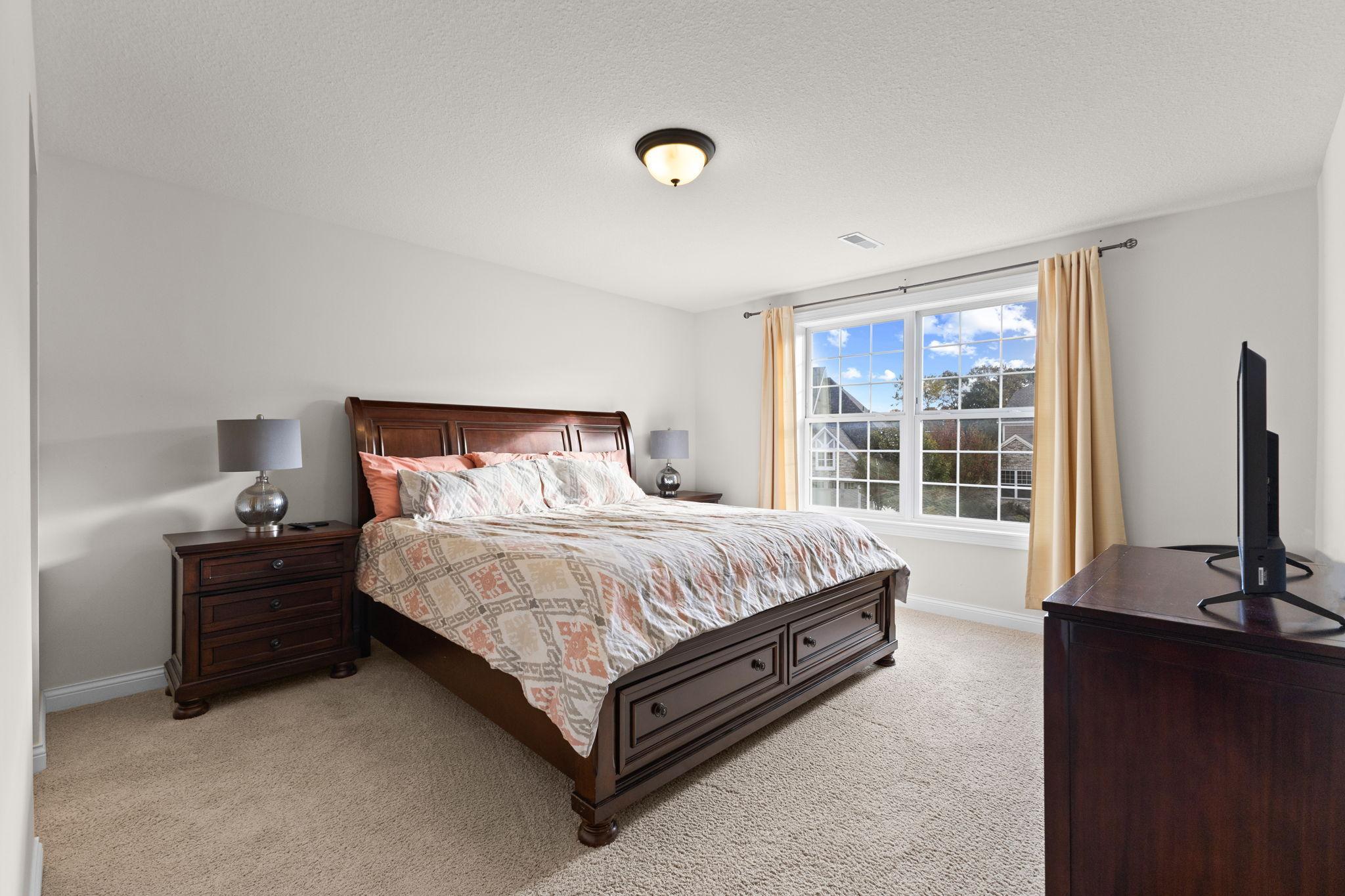 View of Residential at 1540 Deephaven Drive, Woodbury MN 55129, Woodbury (36 of 55) - Mike Wilen | Minnesota Team Real Estate