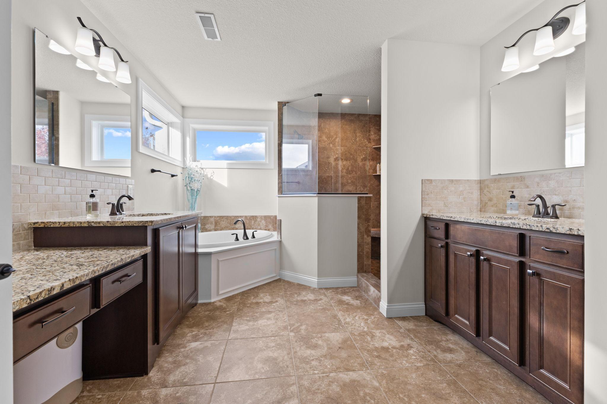 View of Residential at 1540 Deephaven Drive, Woodbury MN 55129, Woodbury (33 of 55) - Mike Wilen | Minnesota Team Real Estate