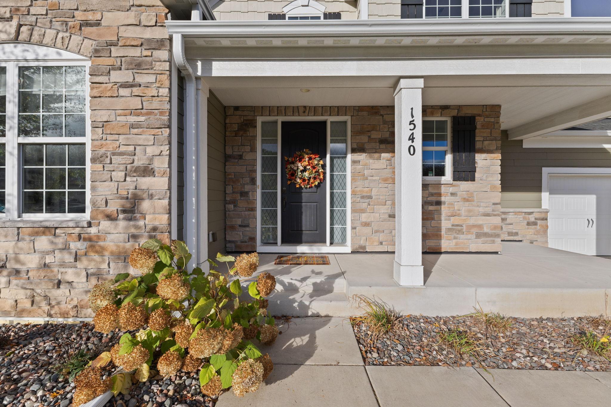 View of Residential at 1540 Deephaven Drive, Woodbury MN 55129, Woodbury (4 of 55) - Mike Wilen | Minnesota Team Real Estate