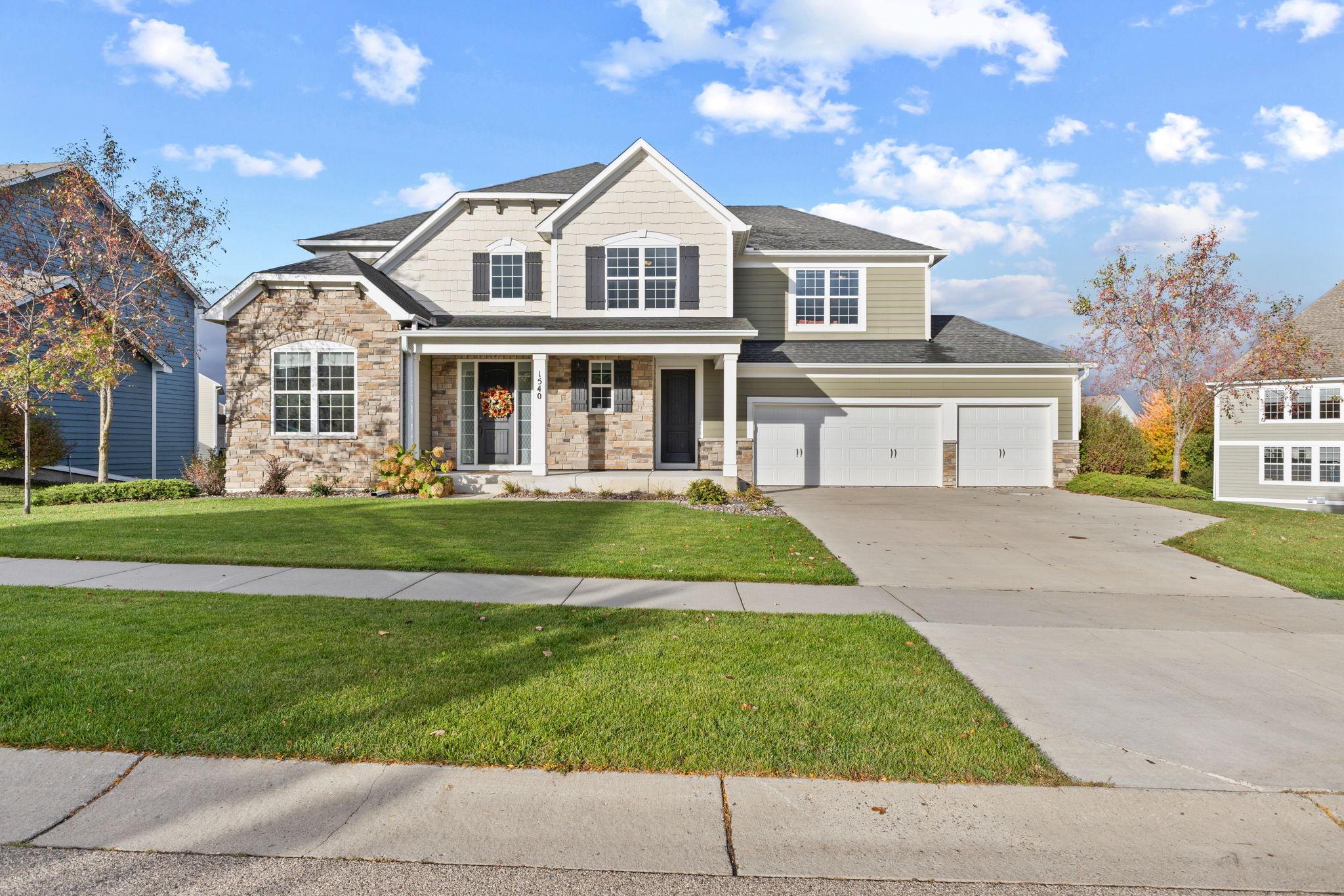 View of Residential at 1540 Deephaven Drive, Woodbury MN 55129, Woodbury (2 of 55) - Mike Wilen | Minnesota Team Real Estate