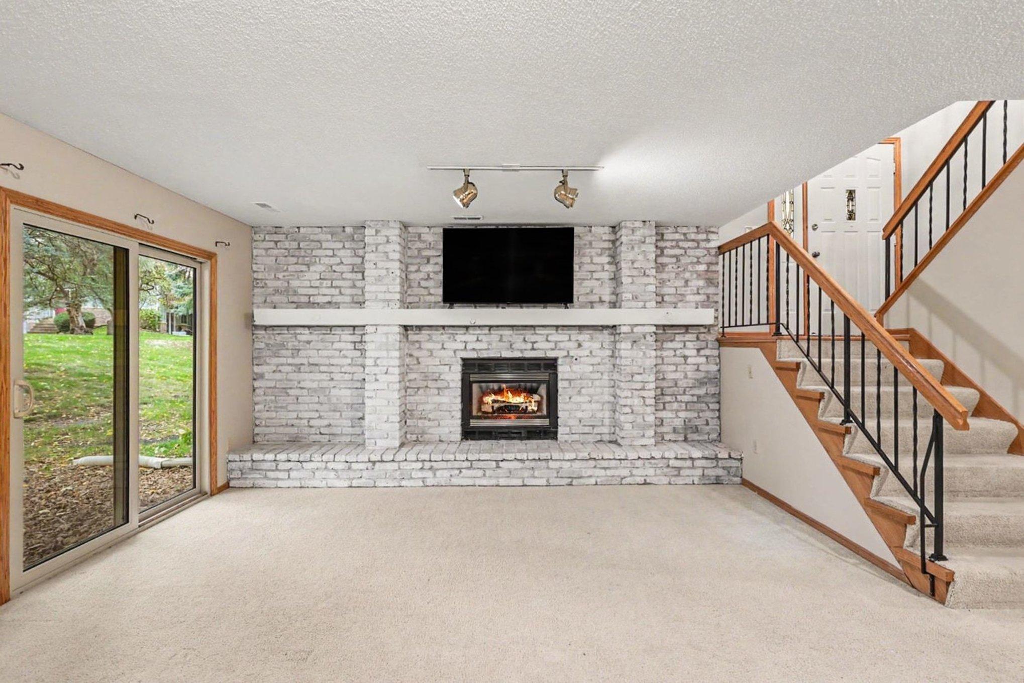 View of Residential at 6610 Falstaff Road, Woodbury MN 55125, Woodbury (15 of 23) - Mike Wilen | Minnesota Team Real Estate
