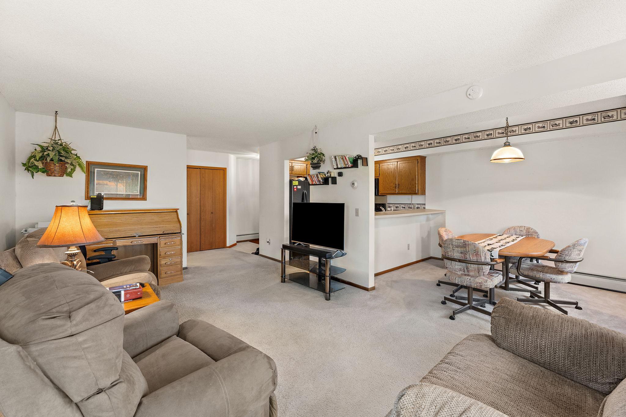 View of Residential at 14835 Endicott Way #117, Apple Valley MN 55124, Apple Valley (8 of 24) - Mike Wilen | Minnesota Team Real Estate