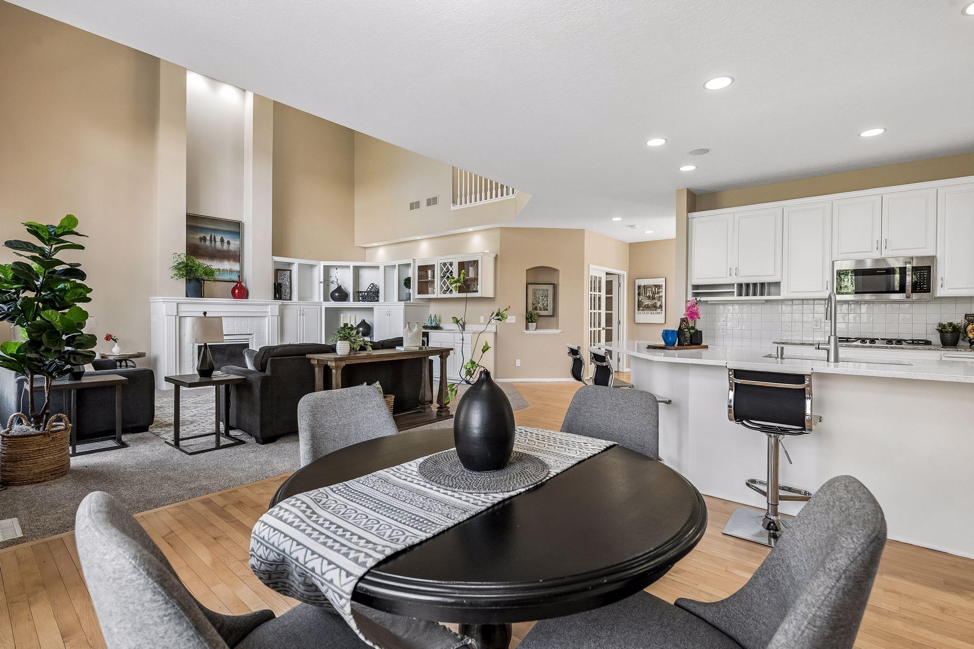 View of Residential at 8217 93rd Street Circle, Bloomington MN 55438, Bloomington (21 of 76) - Mike Wilen | Minnesota Team Real Estate
