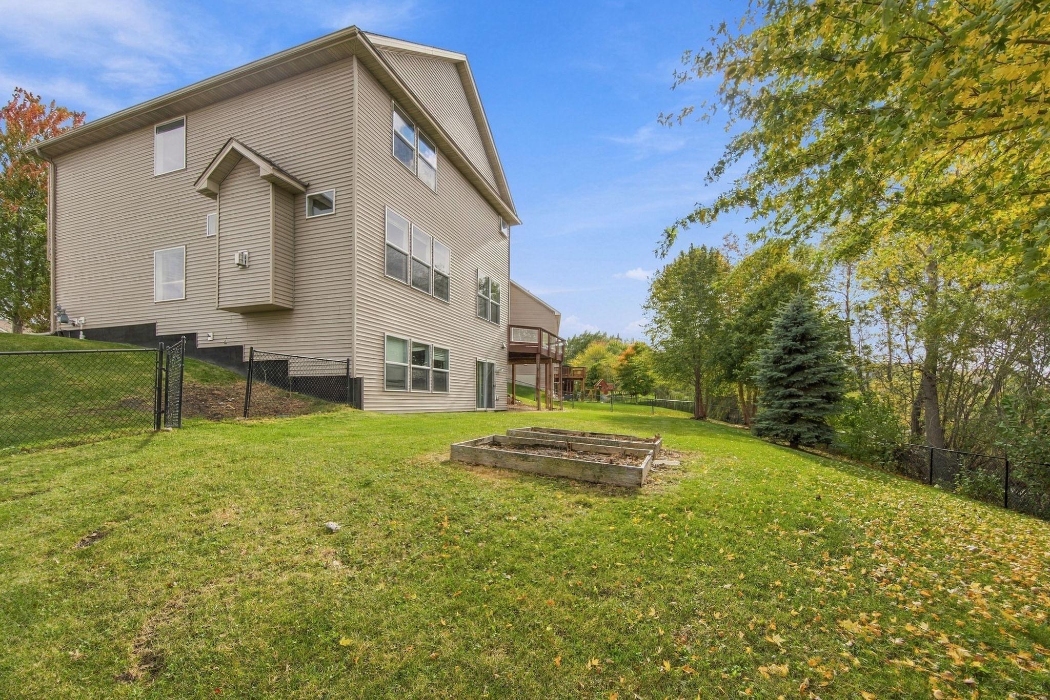 View of Residential at 19317 Hilldale Avenue, Lakeville MN 55044, Lakeville (45 of 50) - Mike Wilen | Minnesota Team Real Estate