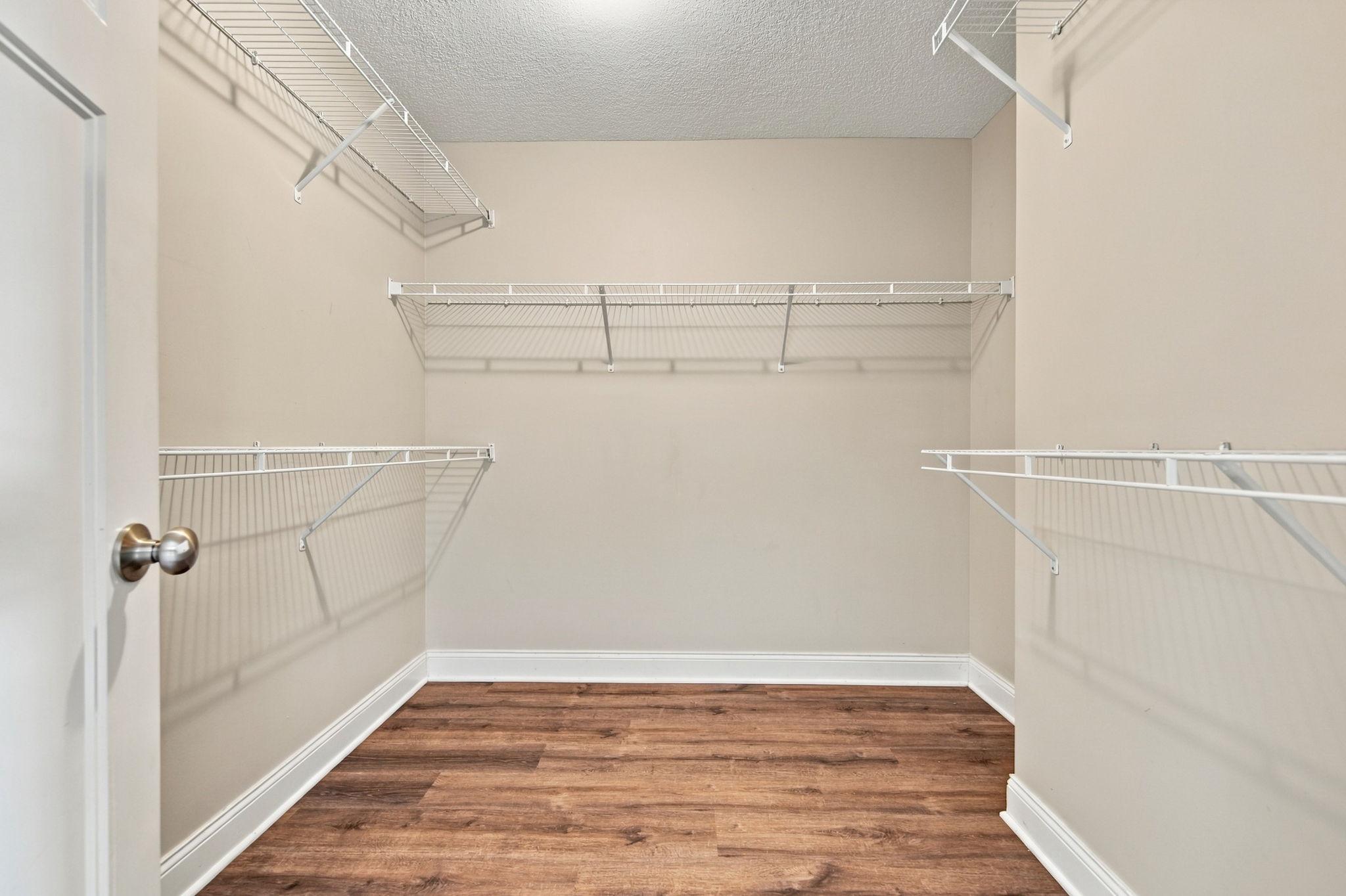 View of Residential at 19317 Hilldale Avenue, Lakeville MN 55044, Lakeville (32 of 50) - Mike Wilen | Minnesota Team Real Estate