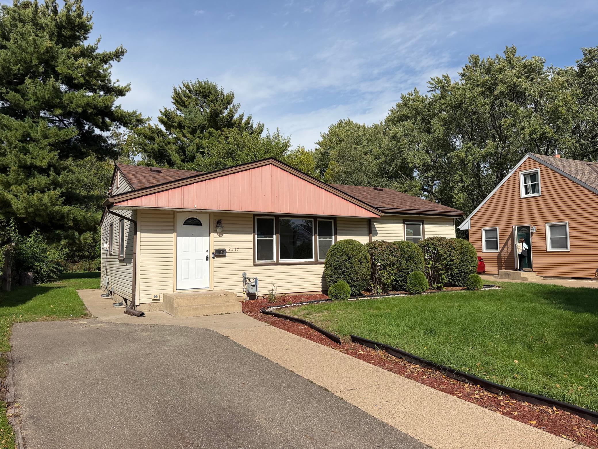View of Residential at 2517 Nokomis Avenue, Saint Paul MN 55119, Saint Paul (28 of 28) - Mike Wilen | Minnesota Team Real Estate