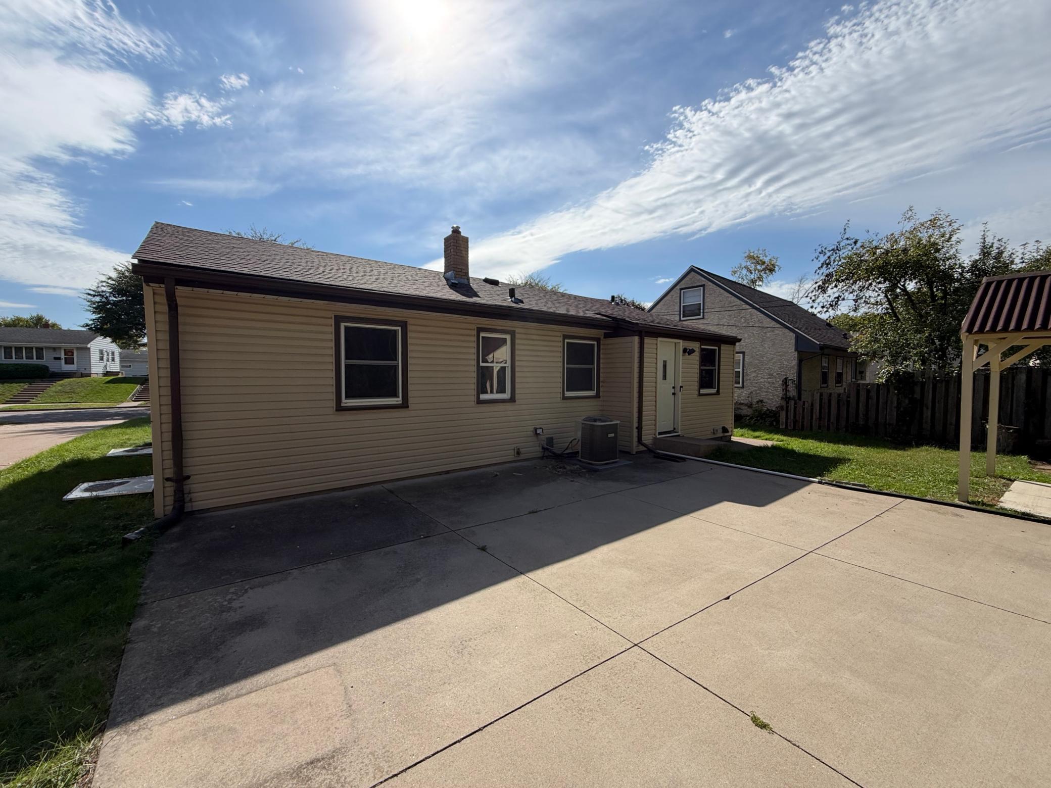 View of Residential at 2517 Nokomis Avenue, Saint Paul MN 55119, Saint Paul (27 of 28) - Mike Wilen | Minnesota Team Real Estate