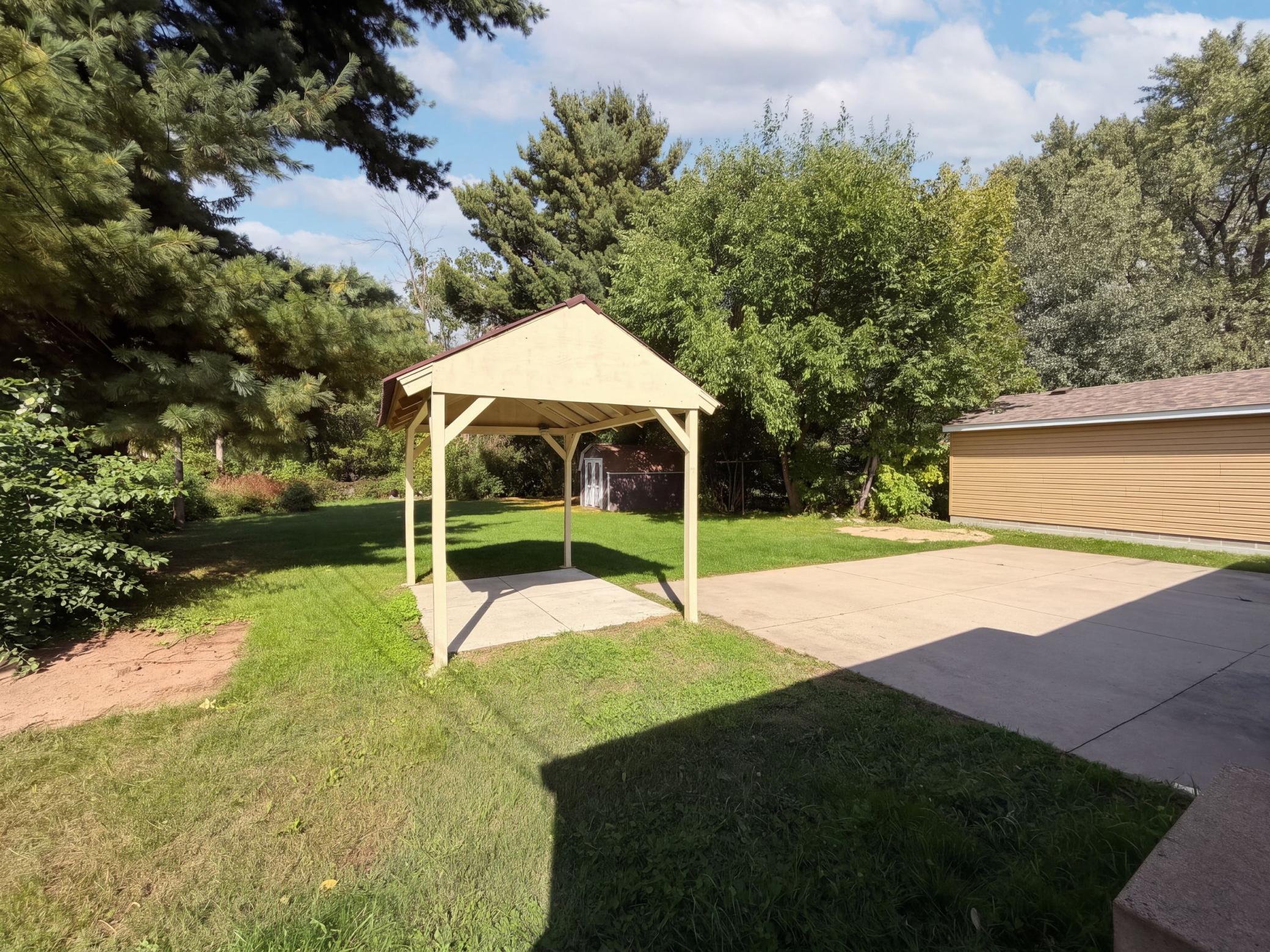View of Residential at 2517 Nokomis Avenue, Saint Paul MN 55119, Saint Paul (26 of 28) - Mike Wilen | Minnesota Team Real Estate