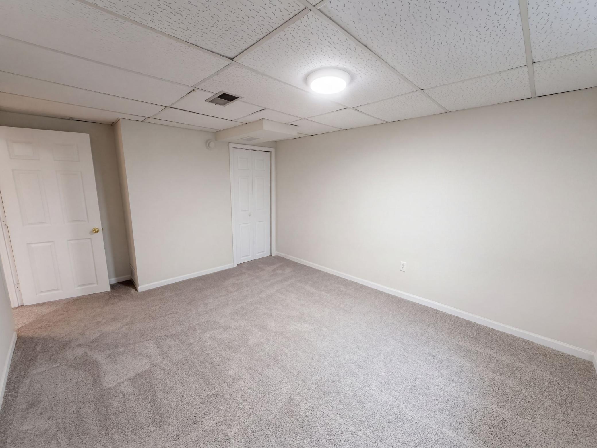 View of Residential at 2517 Nokomis Avenue, Saint Paul MN 55119, Saint Paul (22 of 28) - Mike Wilen | Minnesota Team Real Estate